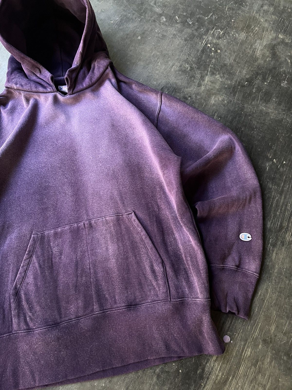 Champion 💀Vintage Champion Sun Faded Hoodie 💀 Size US M / EU 48-50 / 2 - 1 Thumbnail