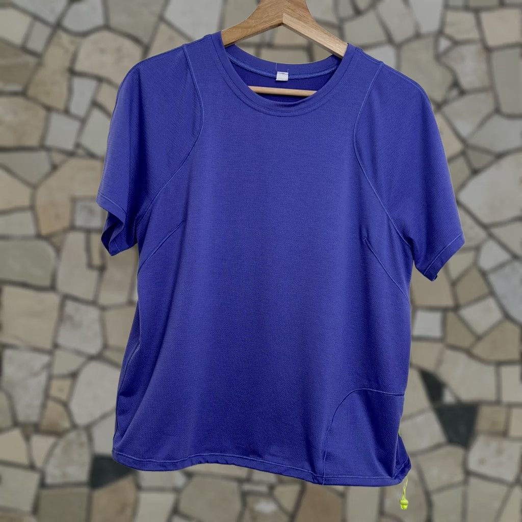 Lululemon Lululemon Lightweight Purple Cinched Hem Hiking T-Shirt Women’s 10 Size L / US 10 / IT 46 - 1 Thumbnail