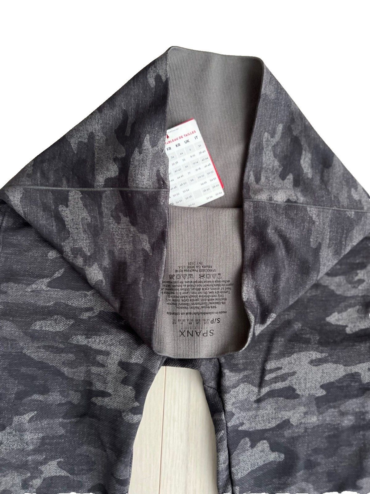 Spanx SPANX FL3515 Look at Me Now Leggings Heather Camo Grey ( S ) Size 28" / US 6 / IT 42 - 4 Thumbnail