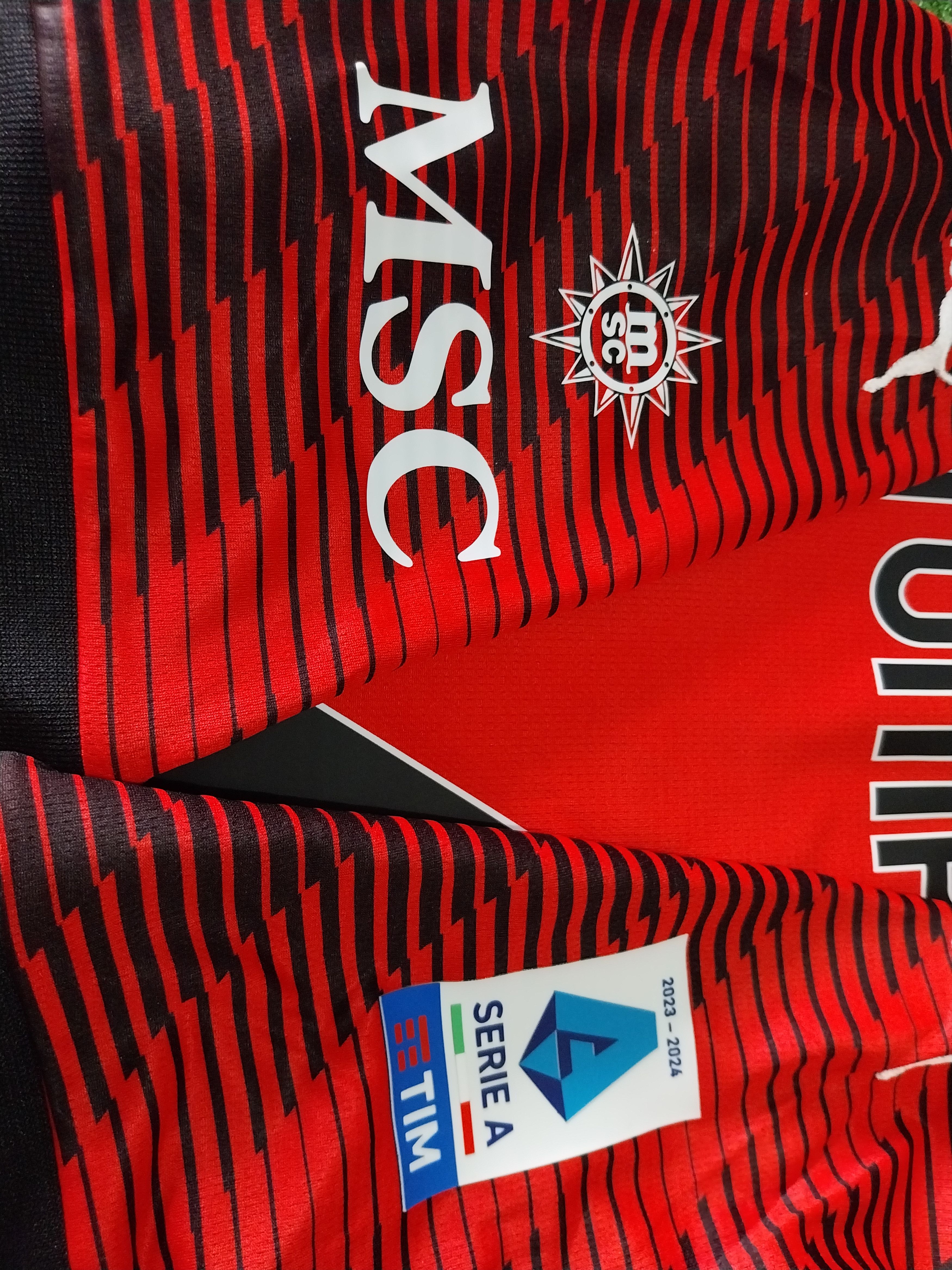 Puma Ac milan home 2023/2024 tijjani reijdners jersey football Size US L / EU 52-54 / 3 - 13 Thumbnail
