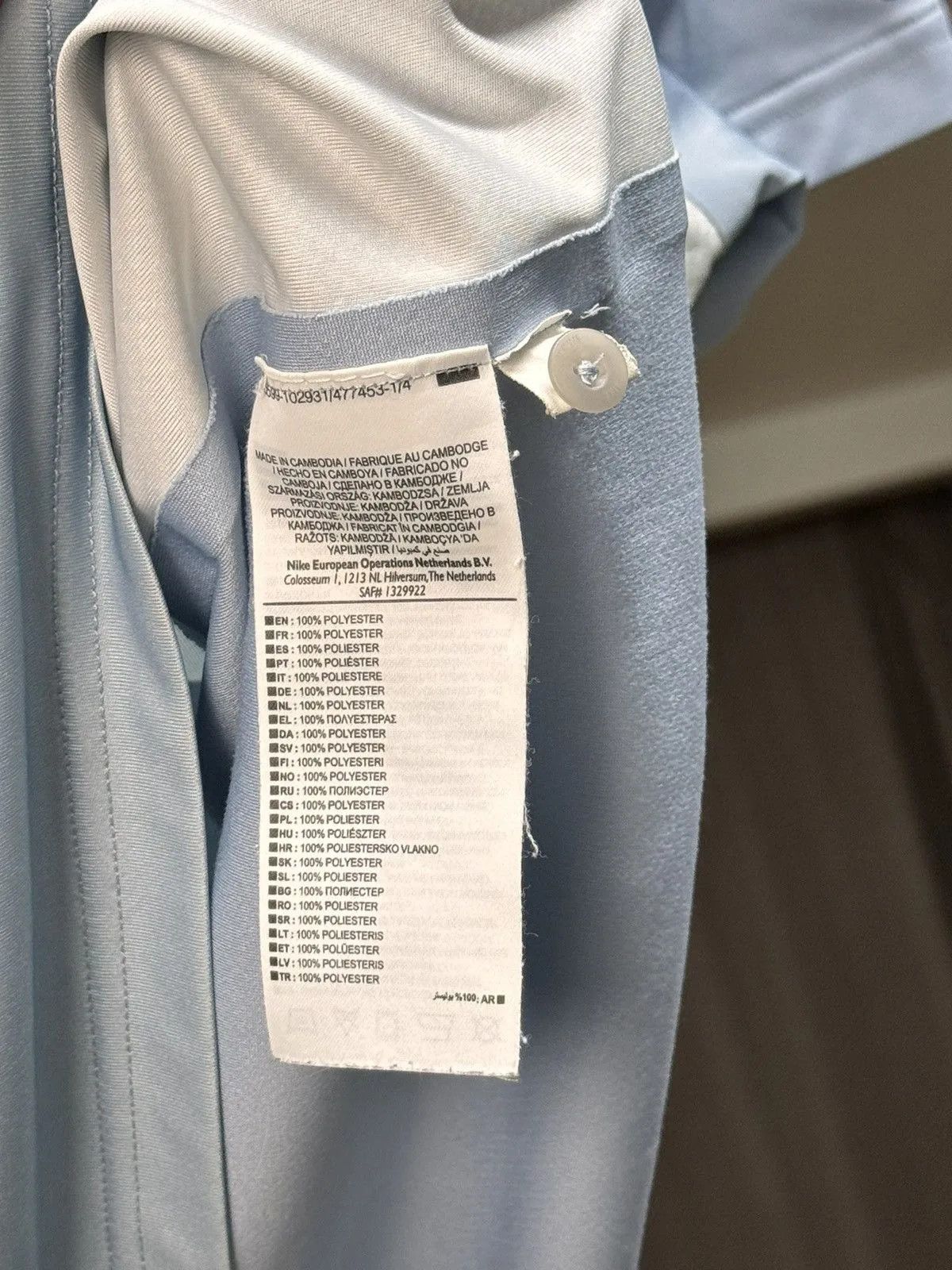 Nike TENNIS COURT 2013 ROGER FEDERER GSTAAD NIKE RF JERSEY Size US L / EU 52-54 / 3 - 8 Thumbnail