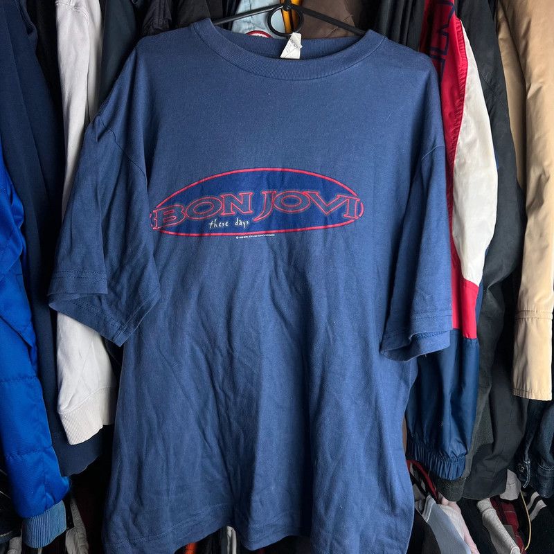 Band Tees × Bon Jovi tshirt Bon Jovi These days tour 1996 vintage rare L Size US L / EU 52-54 / 3 - 1 Thumbnail