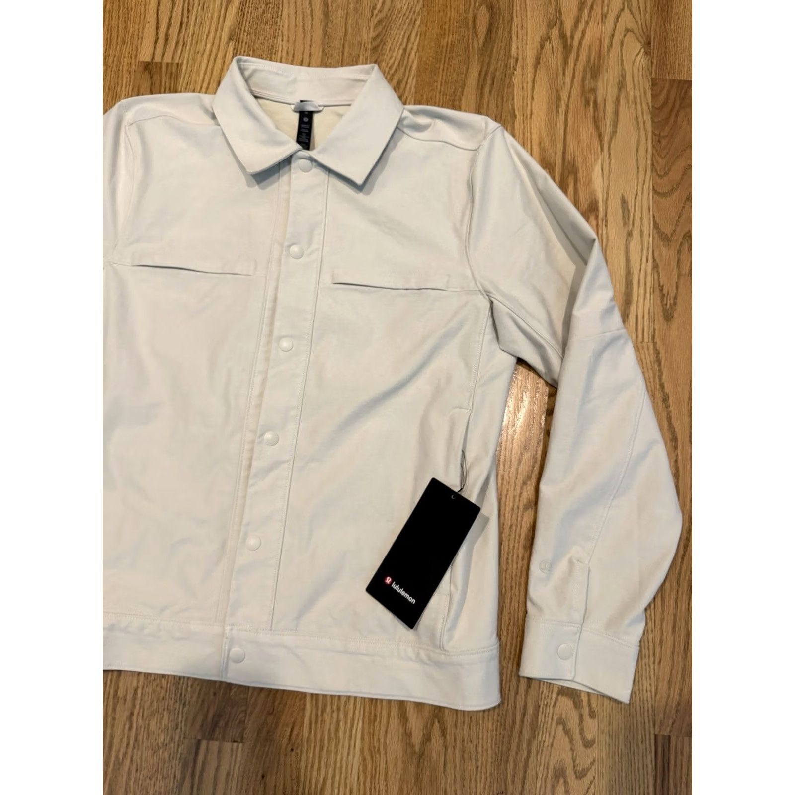 Lululemon Lululemon City Excursion Jacket Mens M Ivory Windbreaker Snap Button Collared Pockets NWT Size US M / EU 48-50 / 2 - 4 Thumbnail