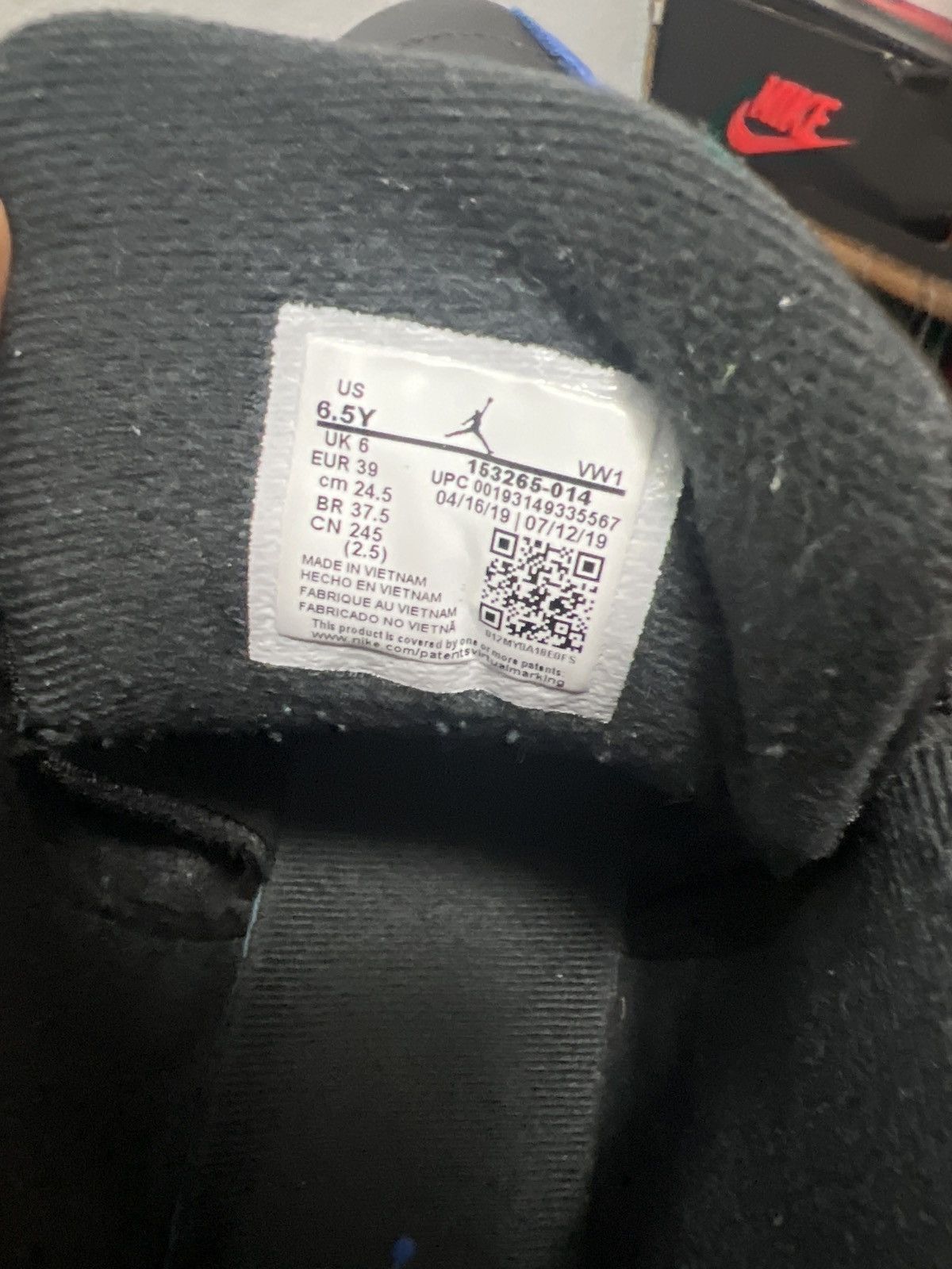 Jordan Brand Jordan 12 Black Game Royal Size US 6.5 / EU 39-40 - 8 Thumbnail