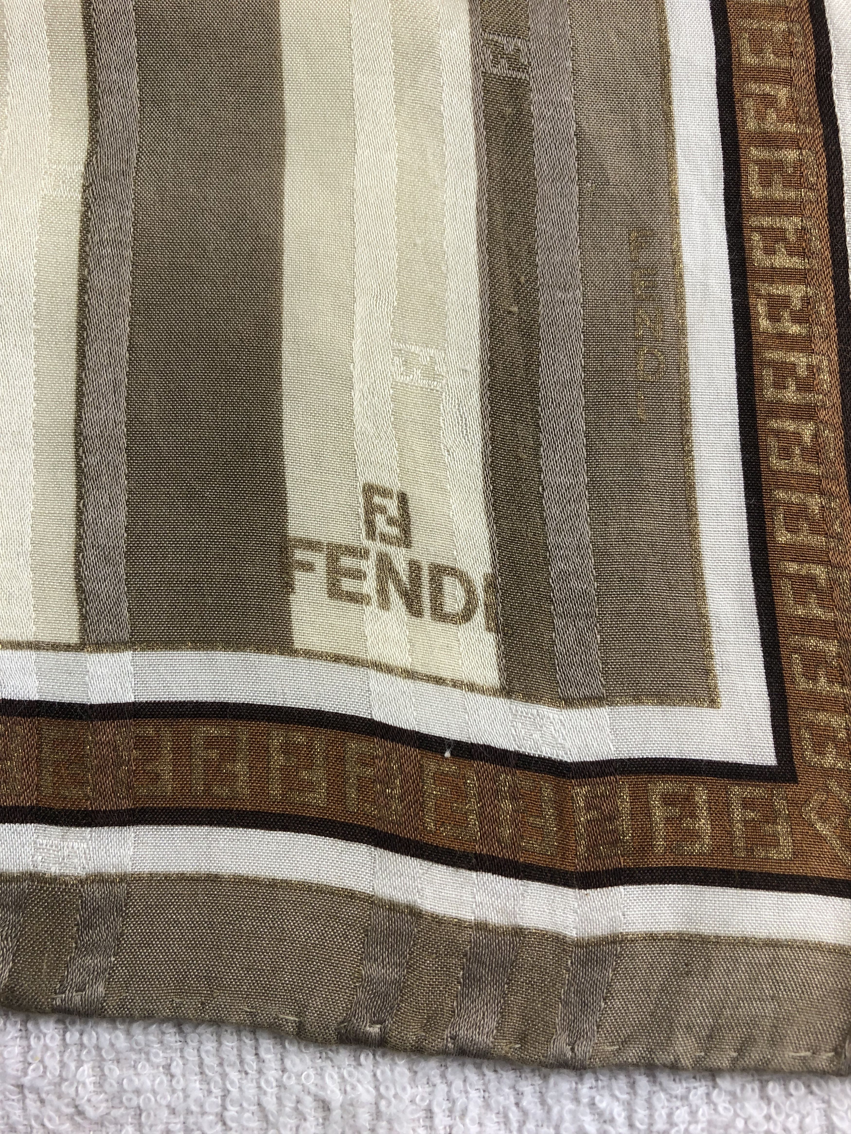 Vintage Fendi Handkerchief / Bandana / Neckerchief C224 Size ONE SIZE - 5 Thumbnail