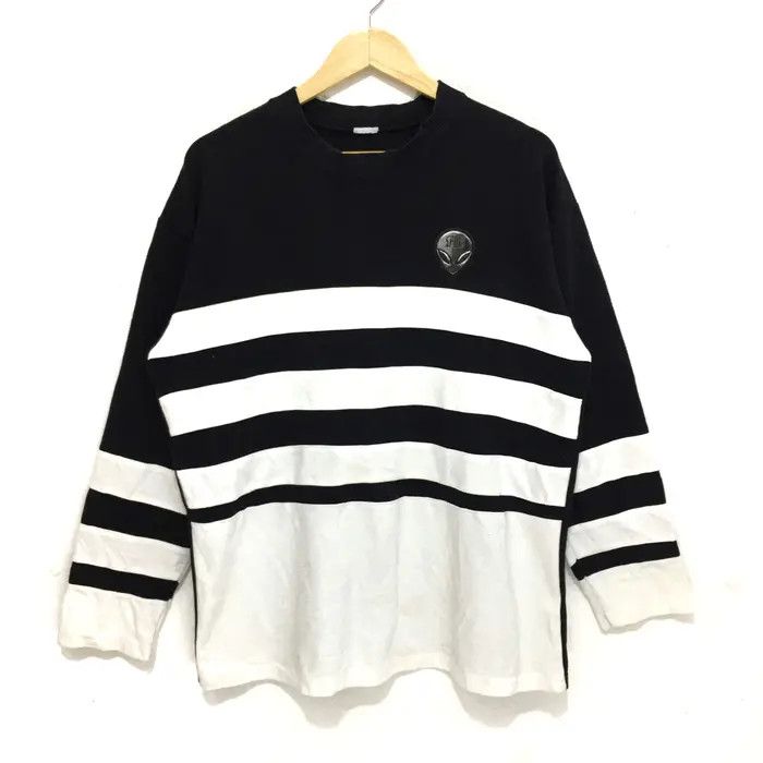 Vtg ALIEN NATION Skate Hip Hop Sweatshirt Big Logo Sweater