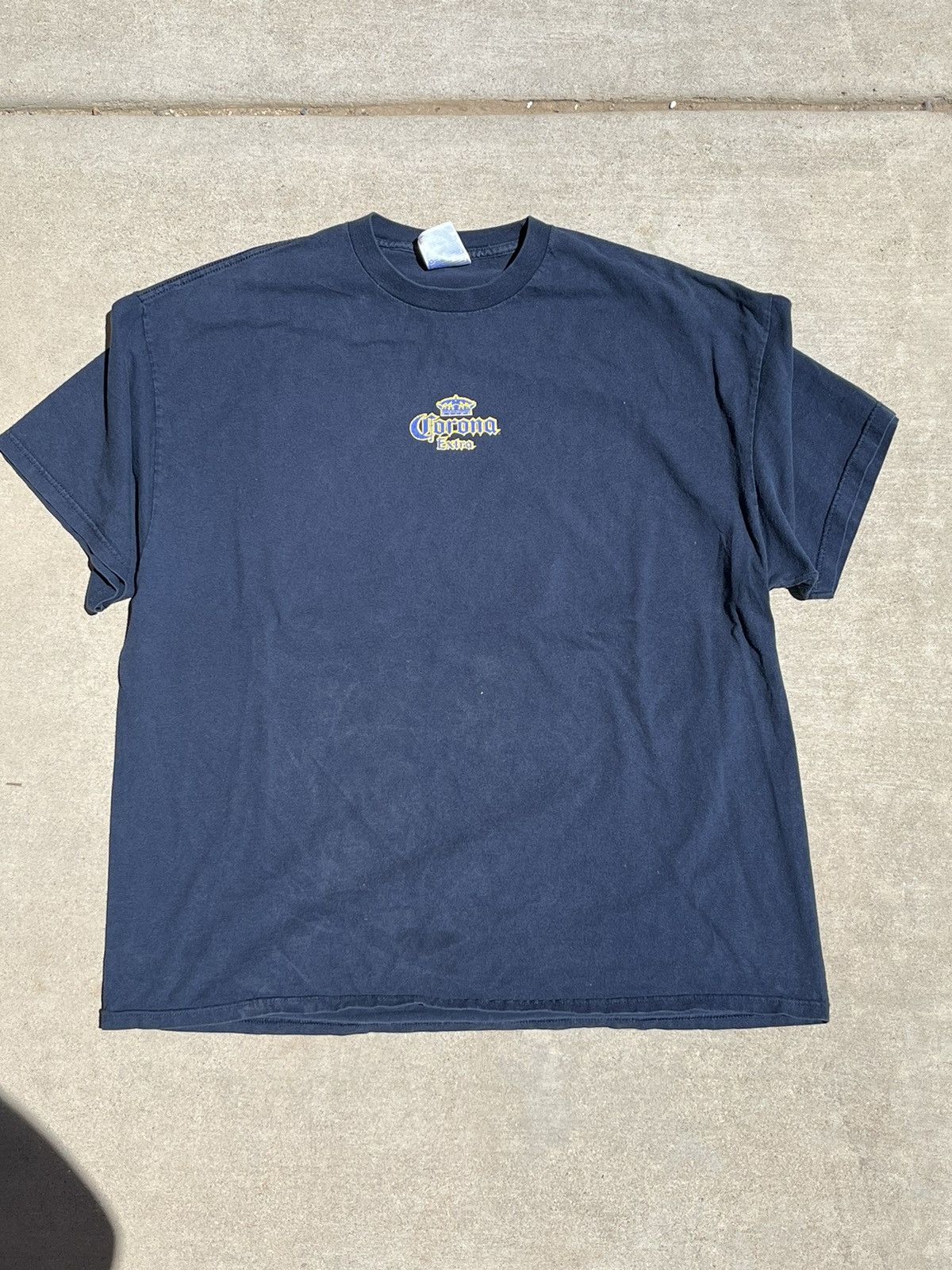 Vintage Vintage Y2K Corona Tshirt Size US XXL / EU 58 / 5 - 1 Thumbnail