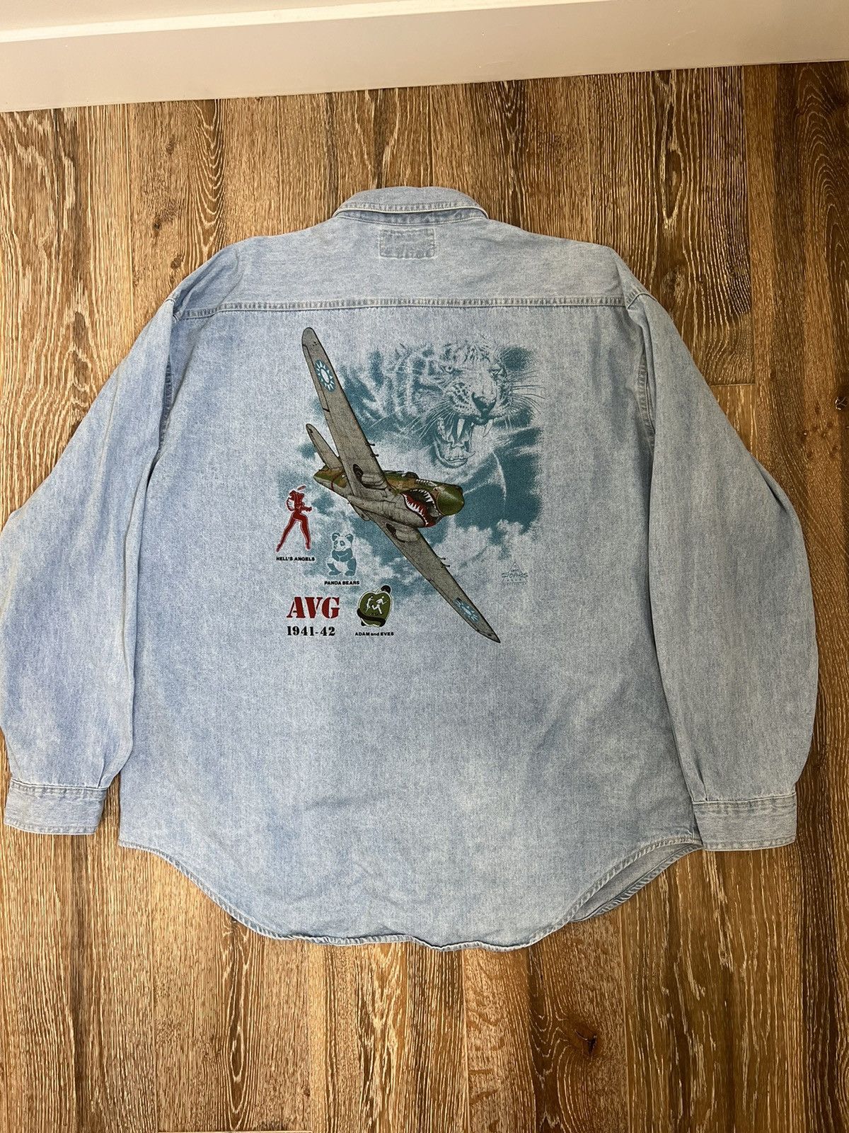 Vintage Vintage 1995 Sophos avg flying tigers ww2 denim button shirt Size US XXL / EU 58 / 5 - 1 Thumbnail
