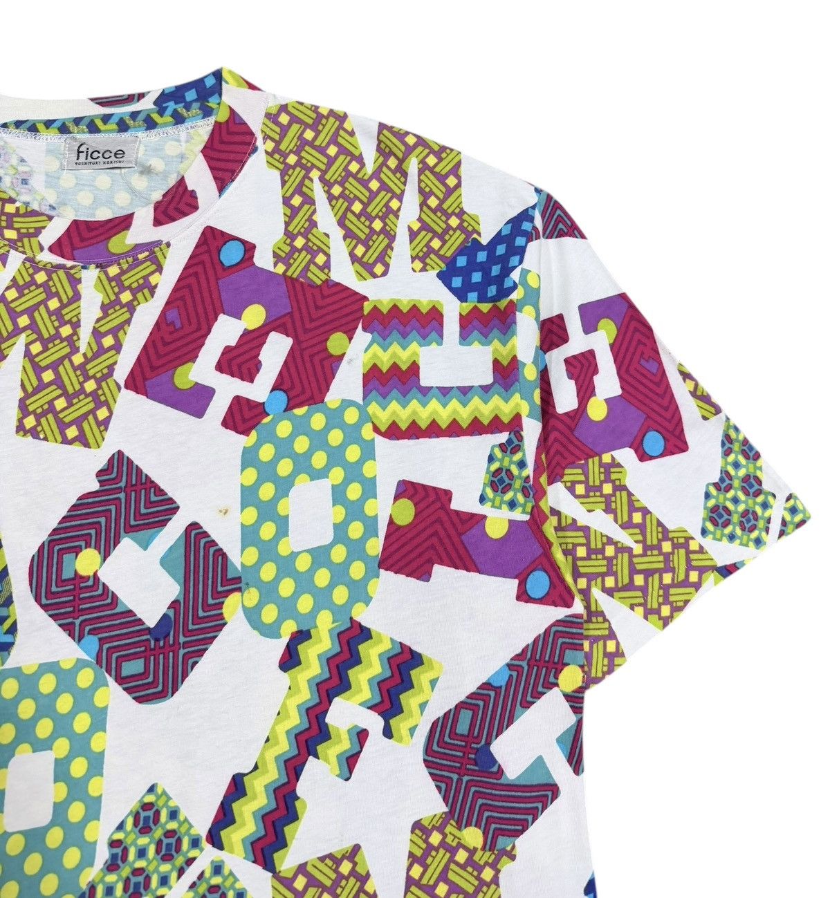 Yoshiyuki Konishi Vtg🔥Ficce Uomo Yoshiyuki Konishi All Over Print Tee Size US L / EU 52-54 / 3 - 8 Thumbnail