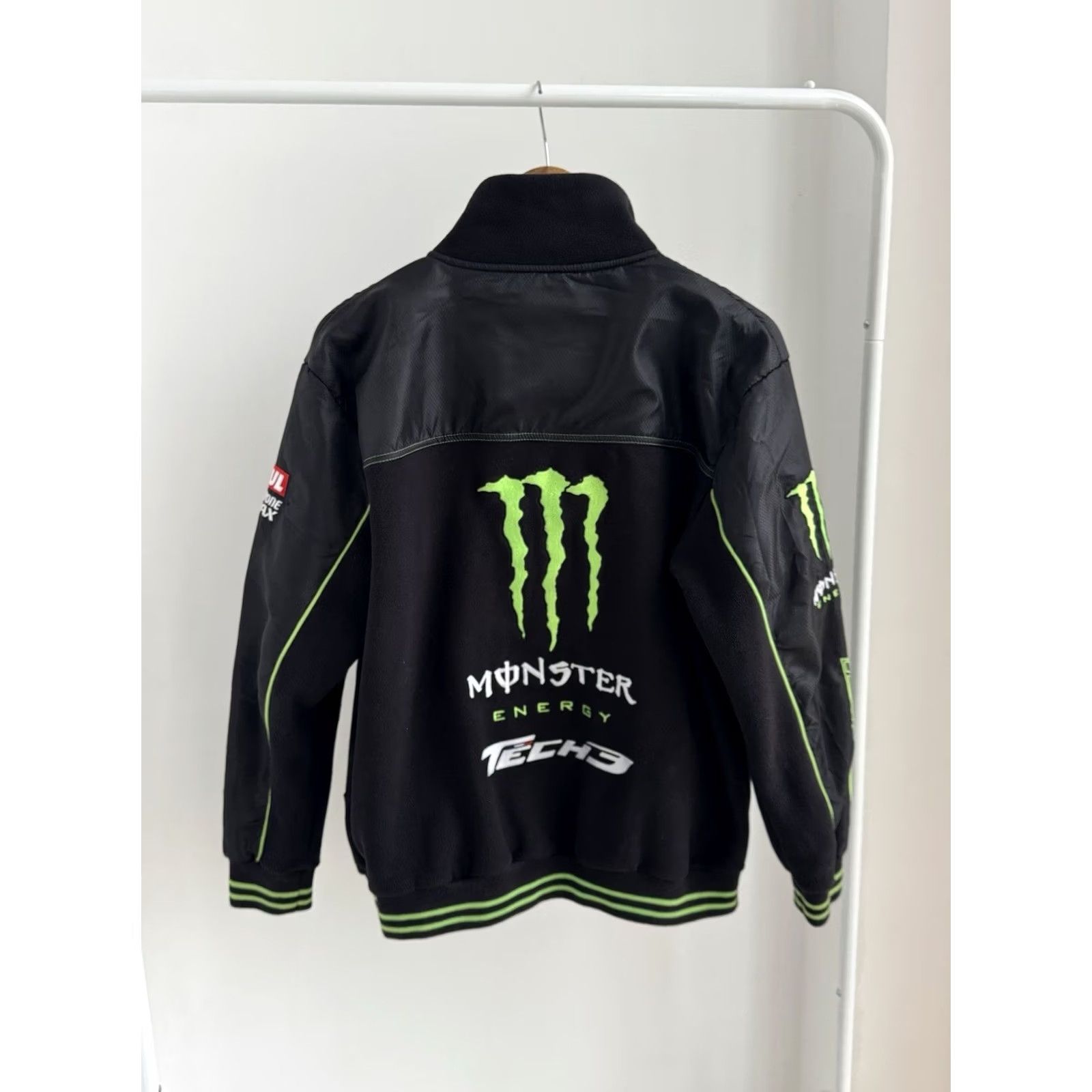 Vintage VINTAGE Monster Energy Jacket Men S Racing MotoGP Fleece Zip Windbreaker Black 90s Cars"} Size US S / EU 44-46 / 1 - 4 Thumbnail