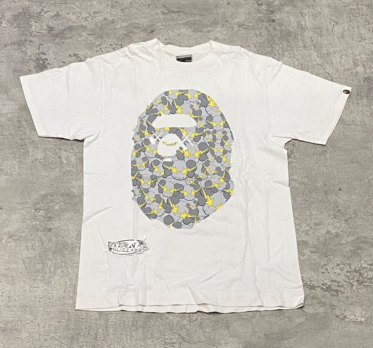 Bape × Kaws Bape X Kaws Big Ape Head T Shirt Size US M / EU 48-50 / 2 - 1 Thumbnail