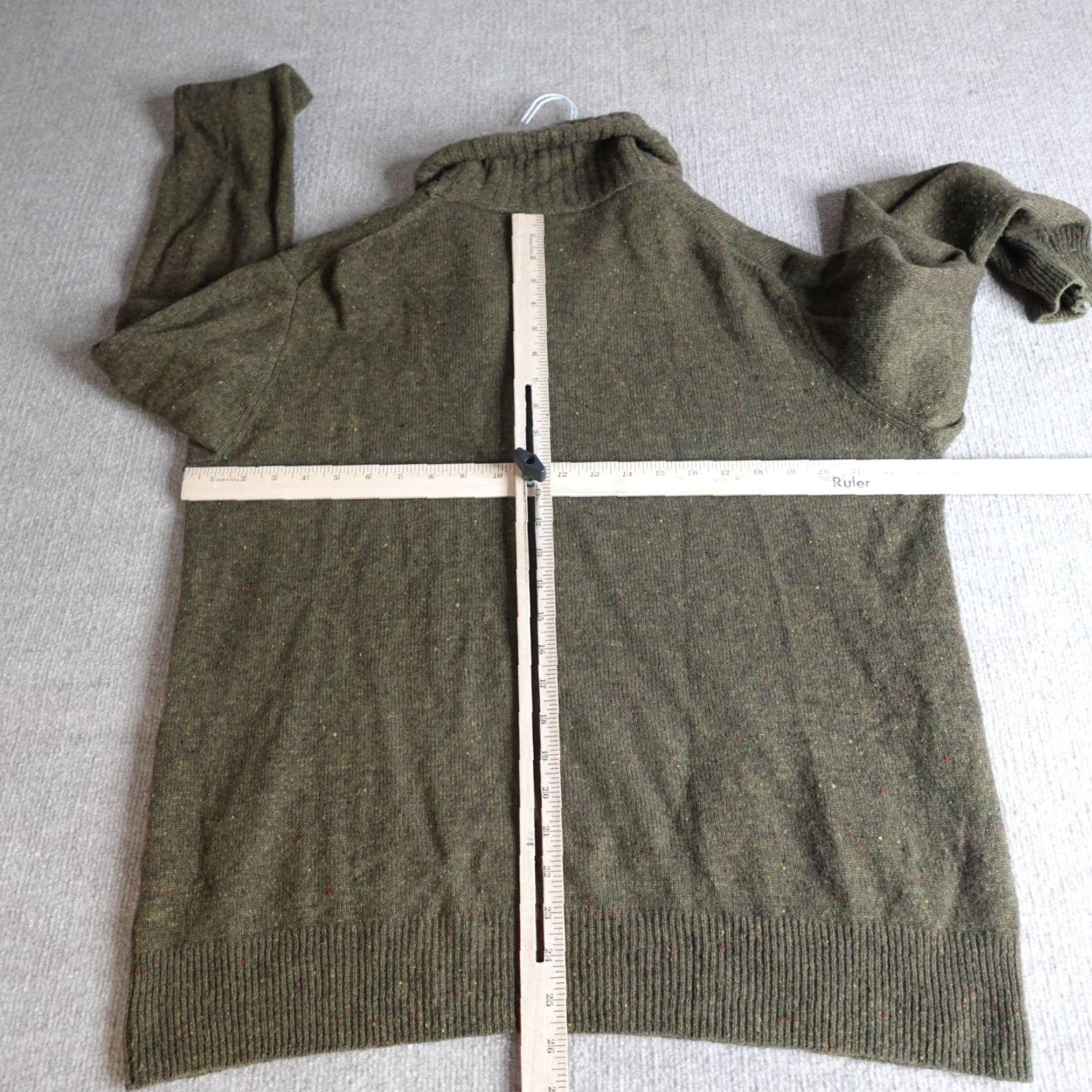 J.Crew VINTAGE J.CREW Mens Sweater Cardigan Long Sleeve Collared Shawl Green Large L Regular Mens Ships Next Business Day Size US L / EU 52-54 / 3 - 6 Thumbnail