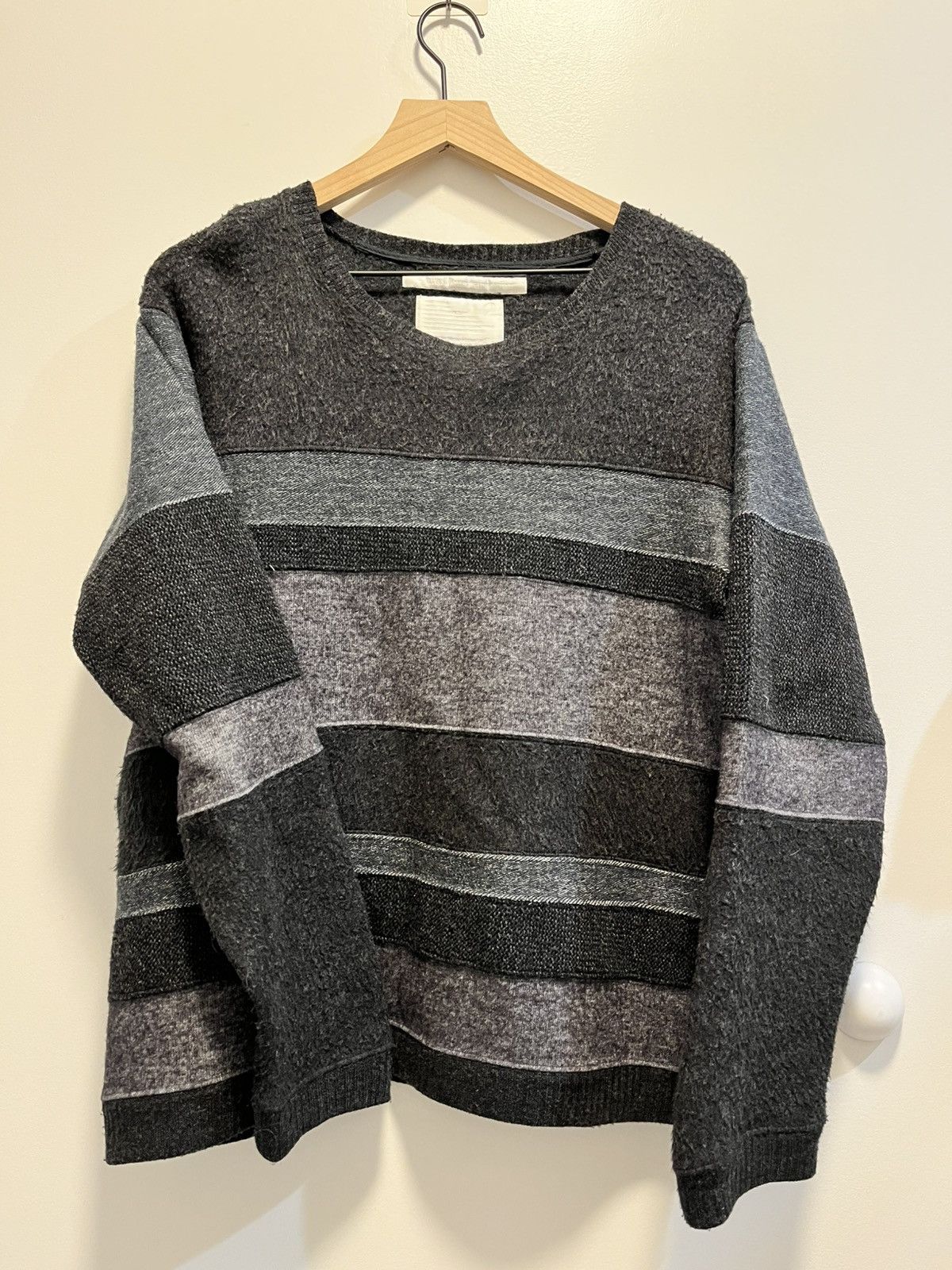 White Mountaineering Contrasting Materials Knit Sweater Size US S / EU 44-46 / 1 - 1 Thumbnail
