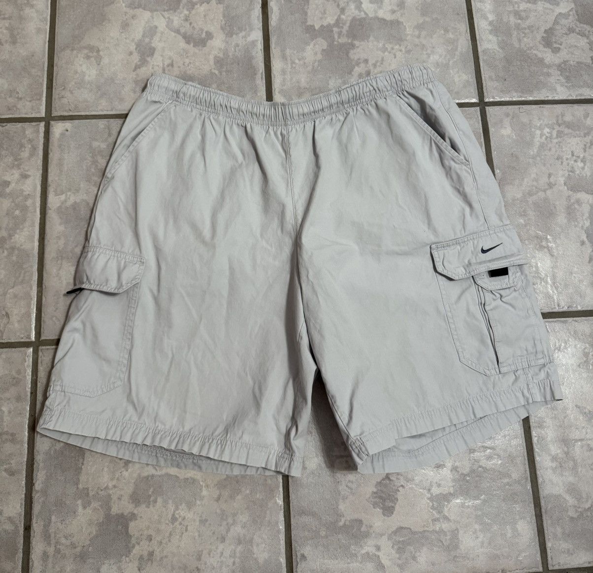 Nike Vintage Nike Cargo Shorts Size US 36 / EU 52 - 1 Thumbnail