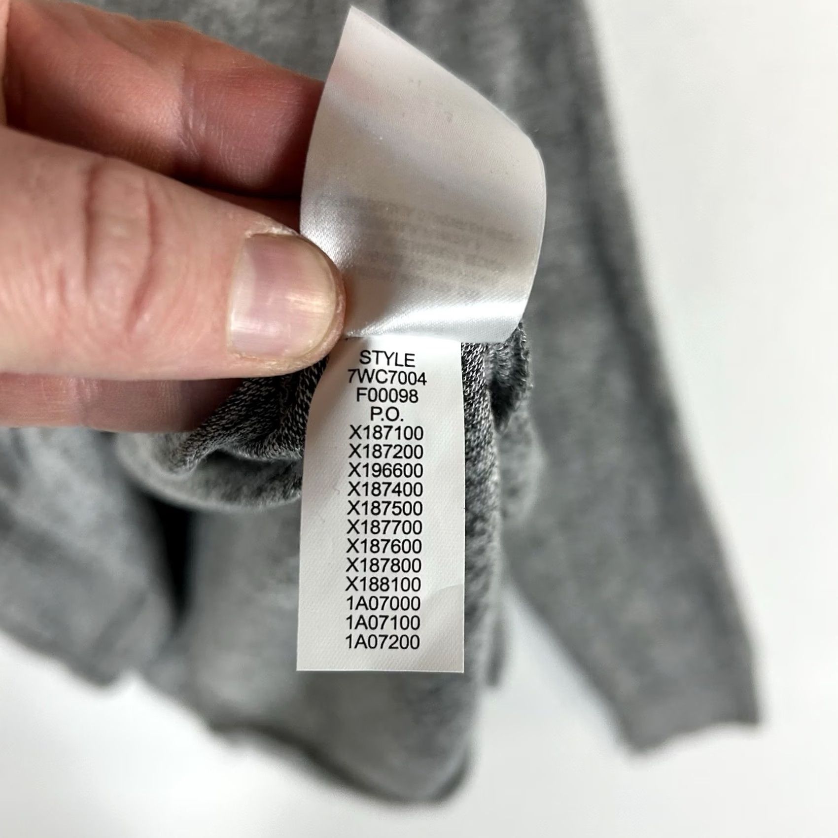 Lucky Brand Lucky Brand Lightweight V-Neck Sweater Womens Large Long Sleeve Pullover Gray Size L / US 10 / IT 46 - 6 Thumbnail