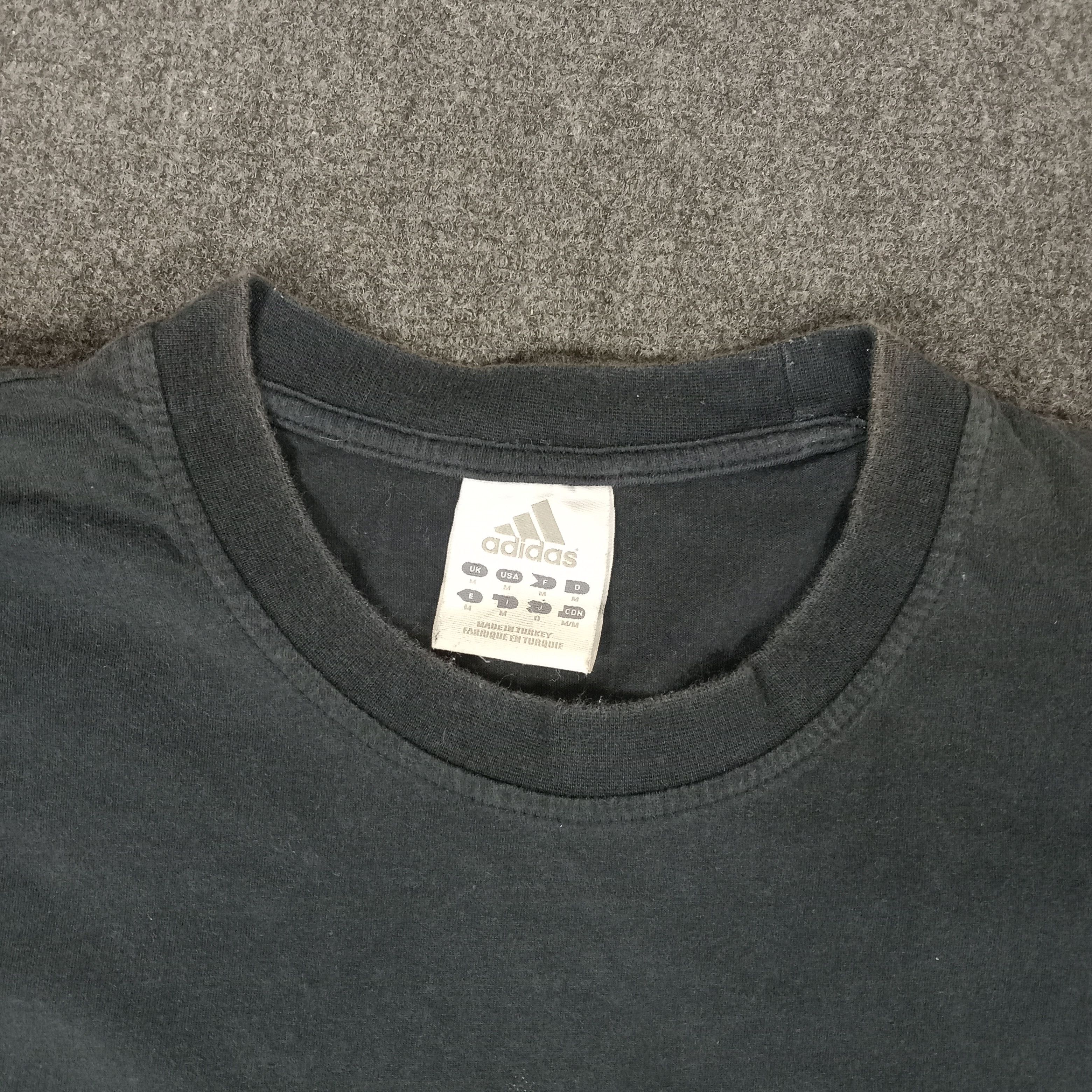 Adidas × Vintage Adidas Real Madrid Soccer Club Raul 7 Tshirt Size US M / EU 48-50 / 2 - 3 Thumbnail