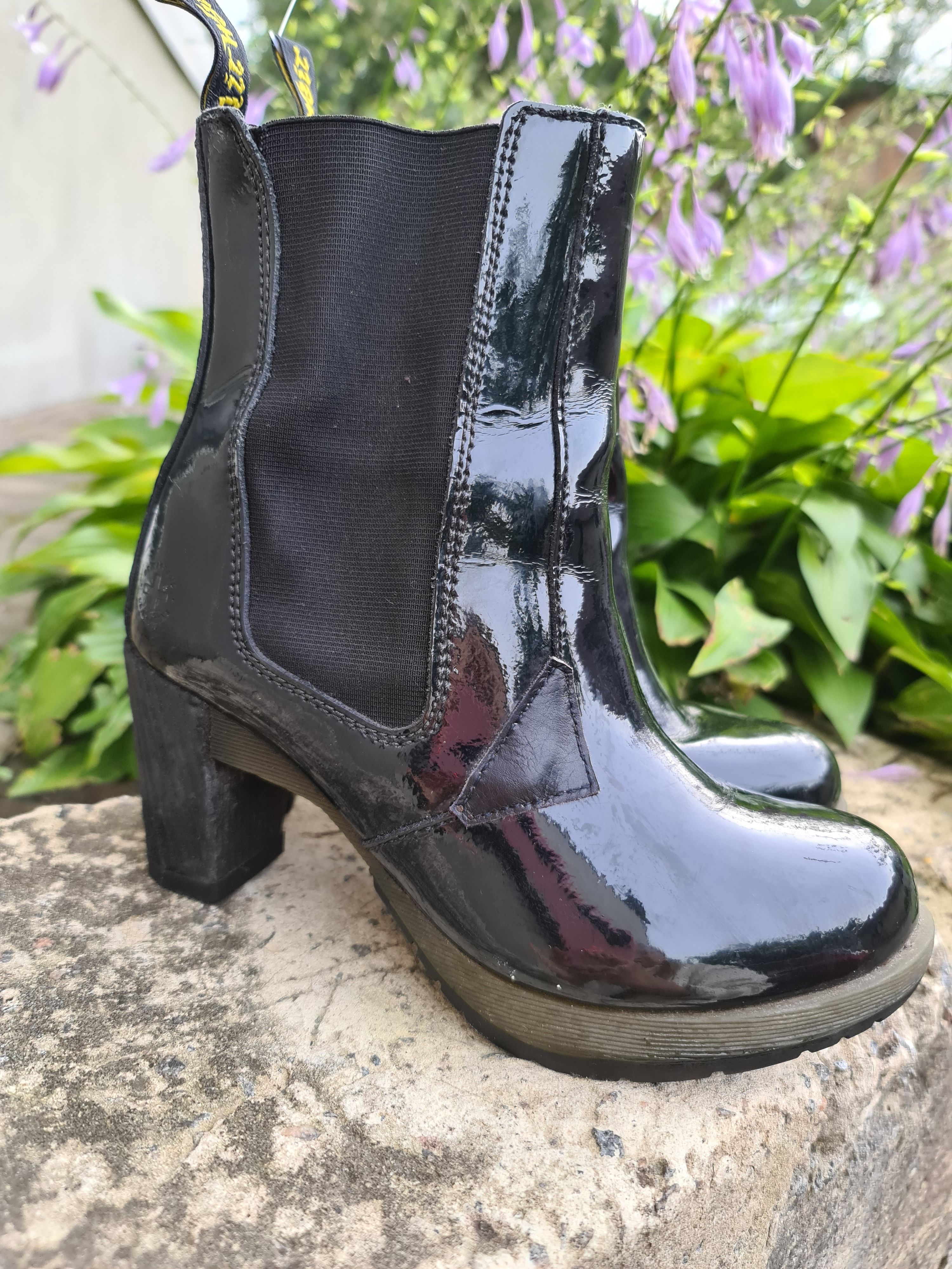 Dr. Martens Dr. Martens Darla Patent Leather Chelsea Heels Boots Size US 6 / IT 36 - 1 Thumbnail