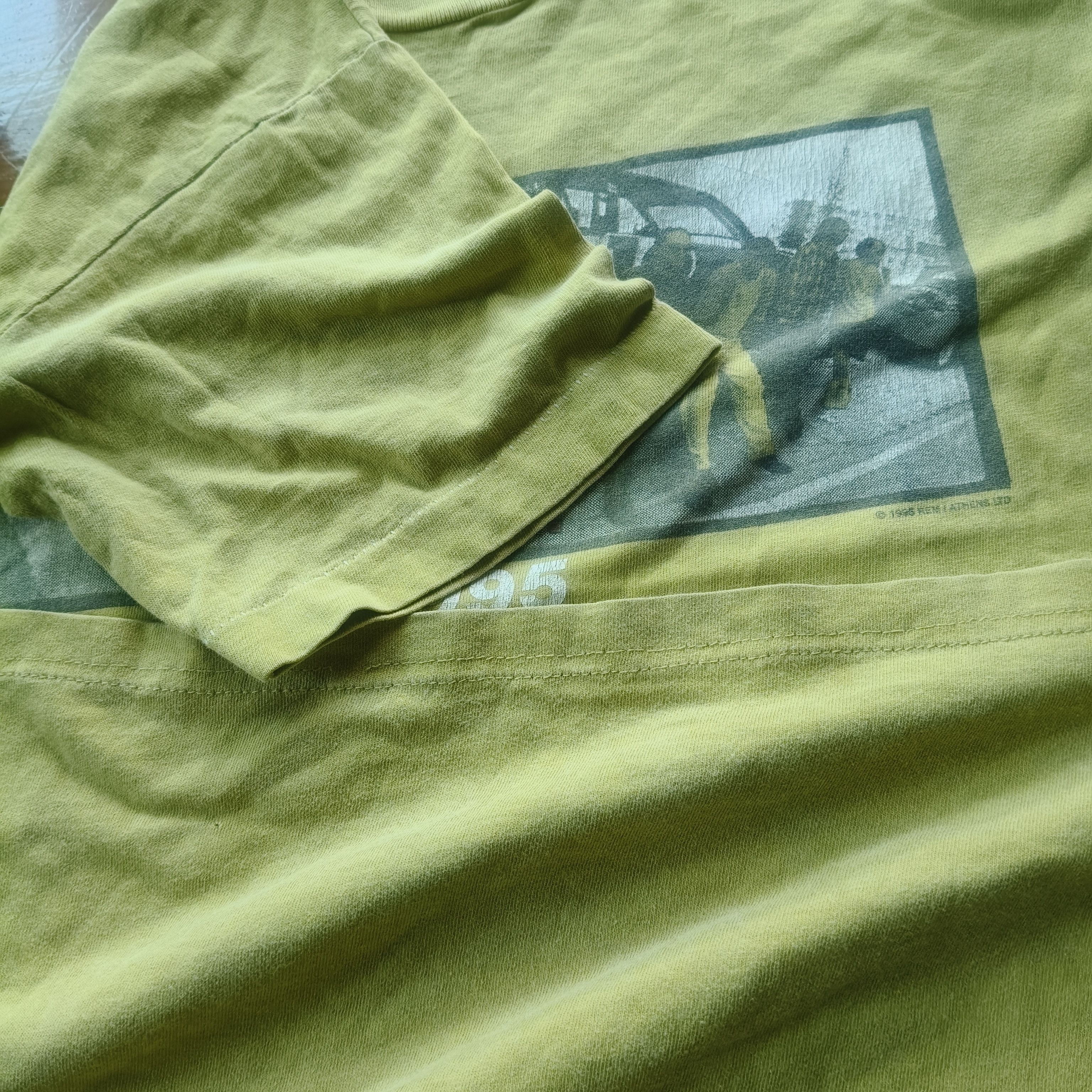 Band Tees Vintage R.E.M 1995 tour shirt Size US M / EU 48-50 / 2 - 7 Thumbnail