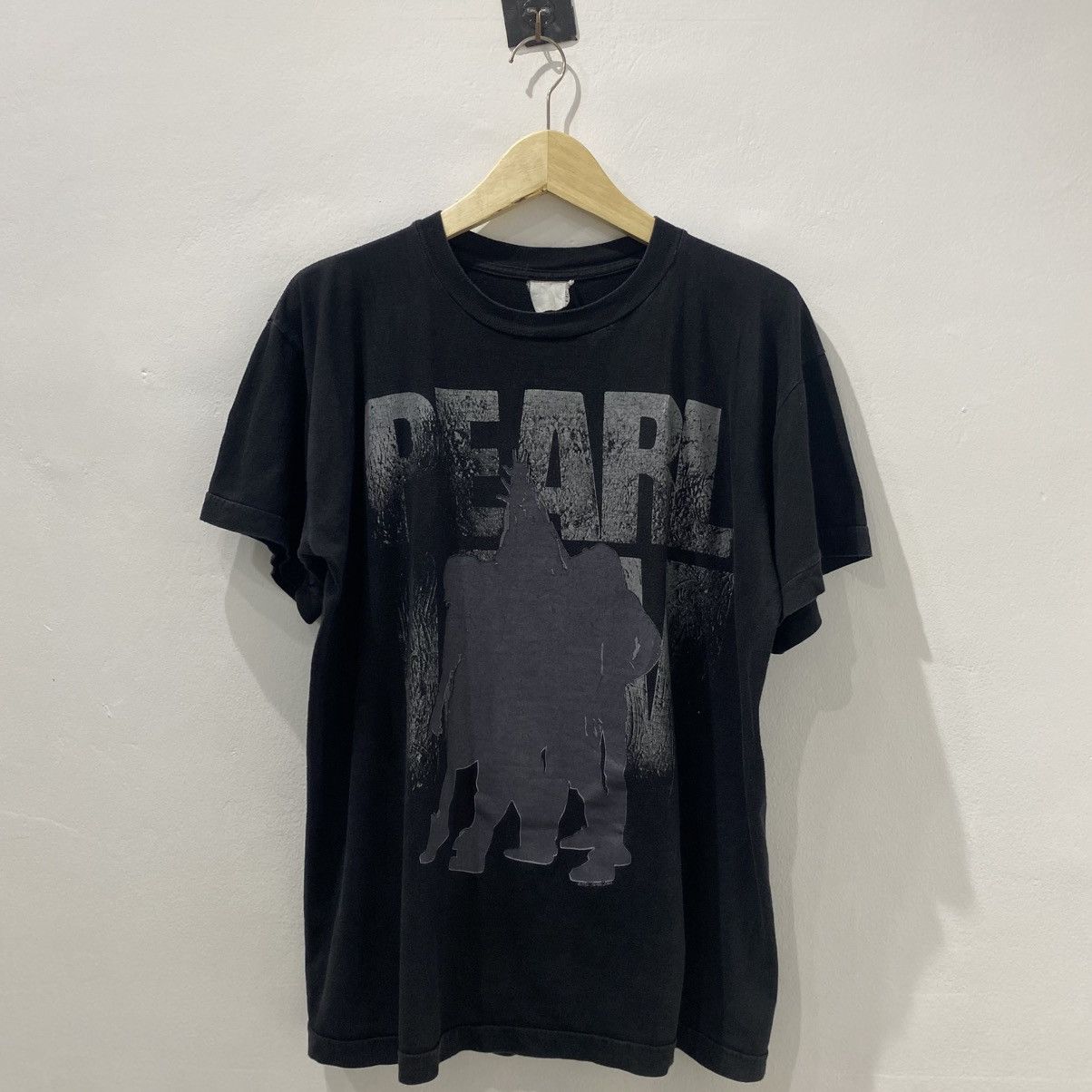 Band Tees Vintage Official 1992 Pearl Jam Alive T-Shirt Size US XL / EU 56 / 4 - 1 Thumbnail