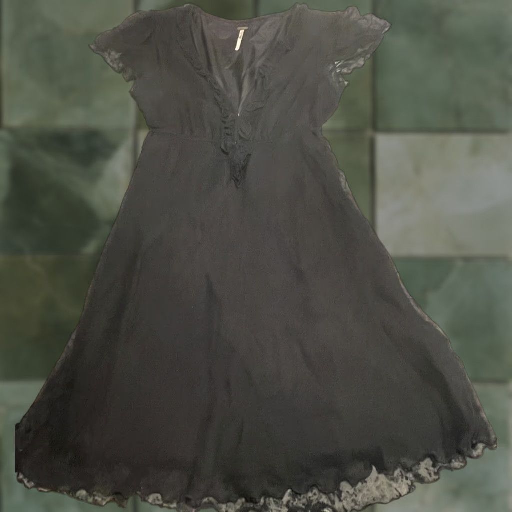 Free People FREE PEOPLE Silk Dress Black Short Sleeve V-Neck Ruffle Trim Sheer Mini Dress Womens 4 Size 27" / US 4 / IT 40 - 1 Thumbnail