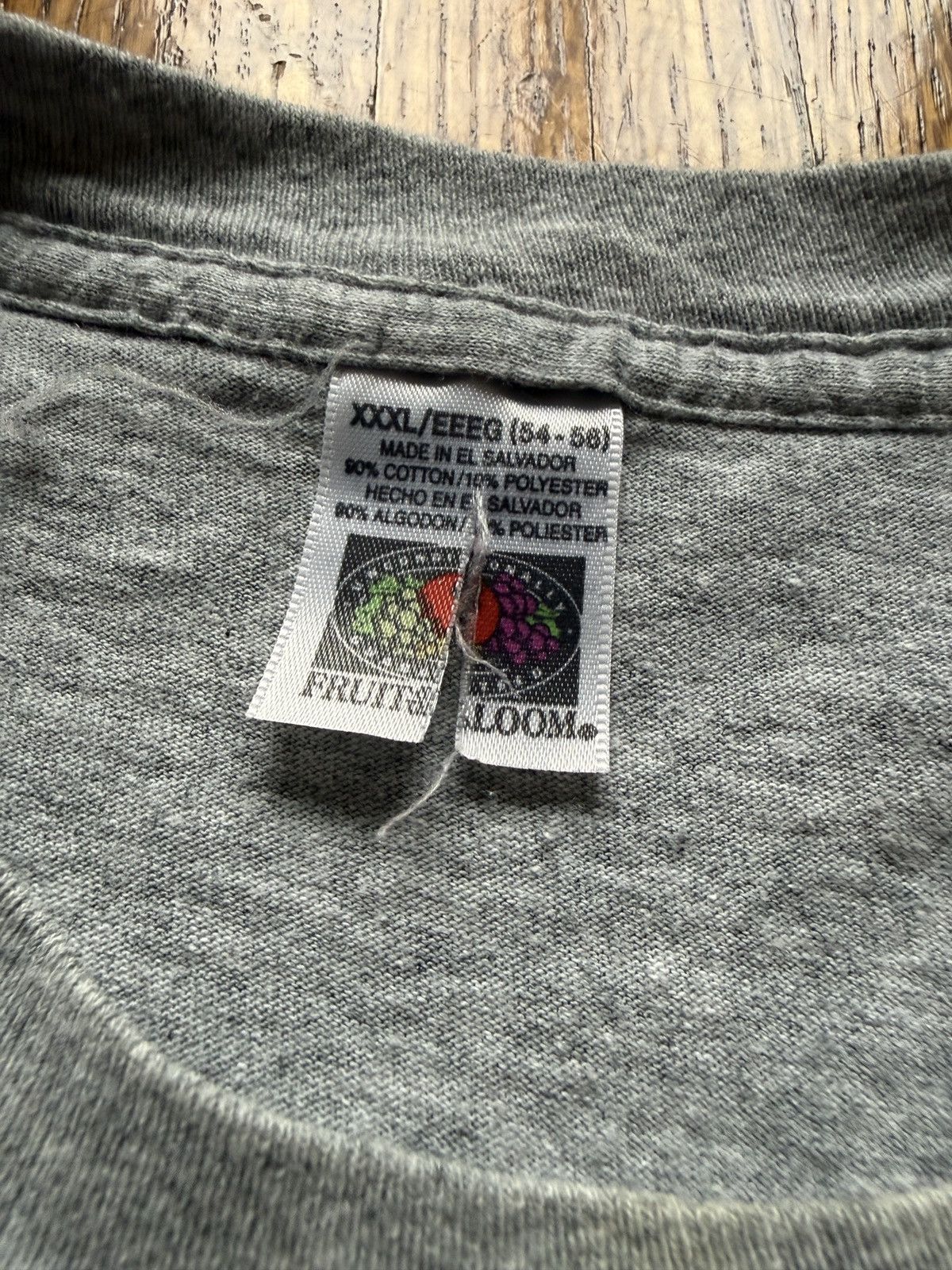 Vintage Vintage Fruit of the Loom Blank Gray Selvedge Pocket Tee Size US XXL / EU 58 / 5 - 3 Thumbnail