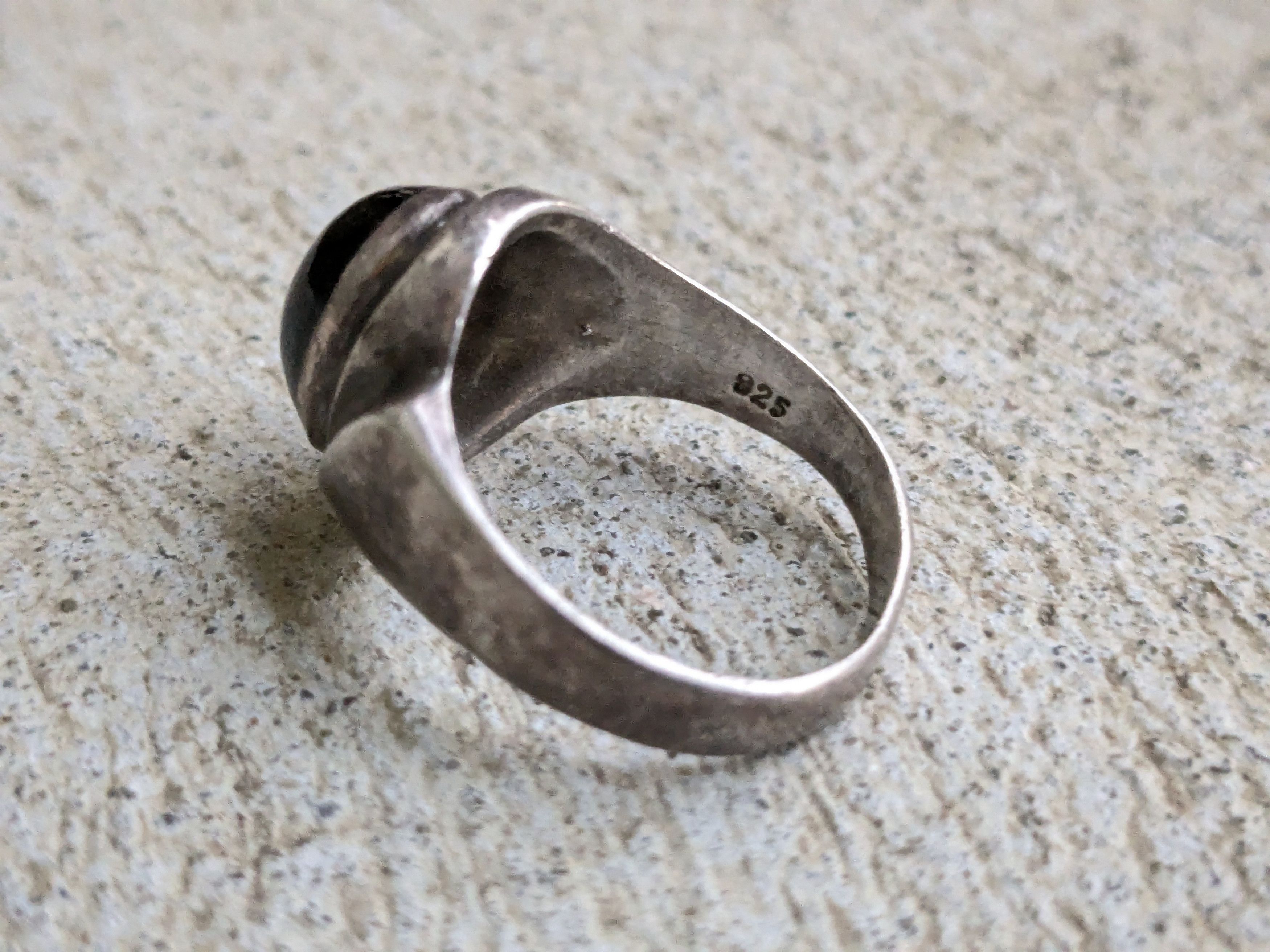 Vintage Vintage Sterling Silver Signet Ring Black Oval 8.25 Size ONE SIZE - 5 Thumbnail