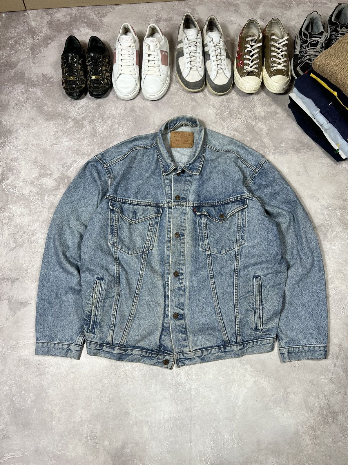 Levi's Vintage Clothing Vintage 90s Levis Washed Heawyweight Denim Jacket Size US XL / EU 56 / 4 - 1 Thumbnail