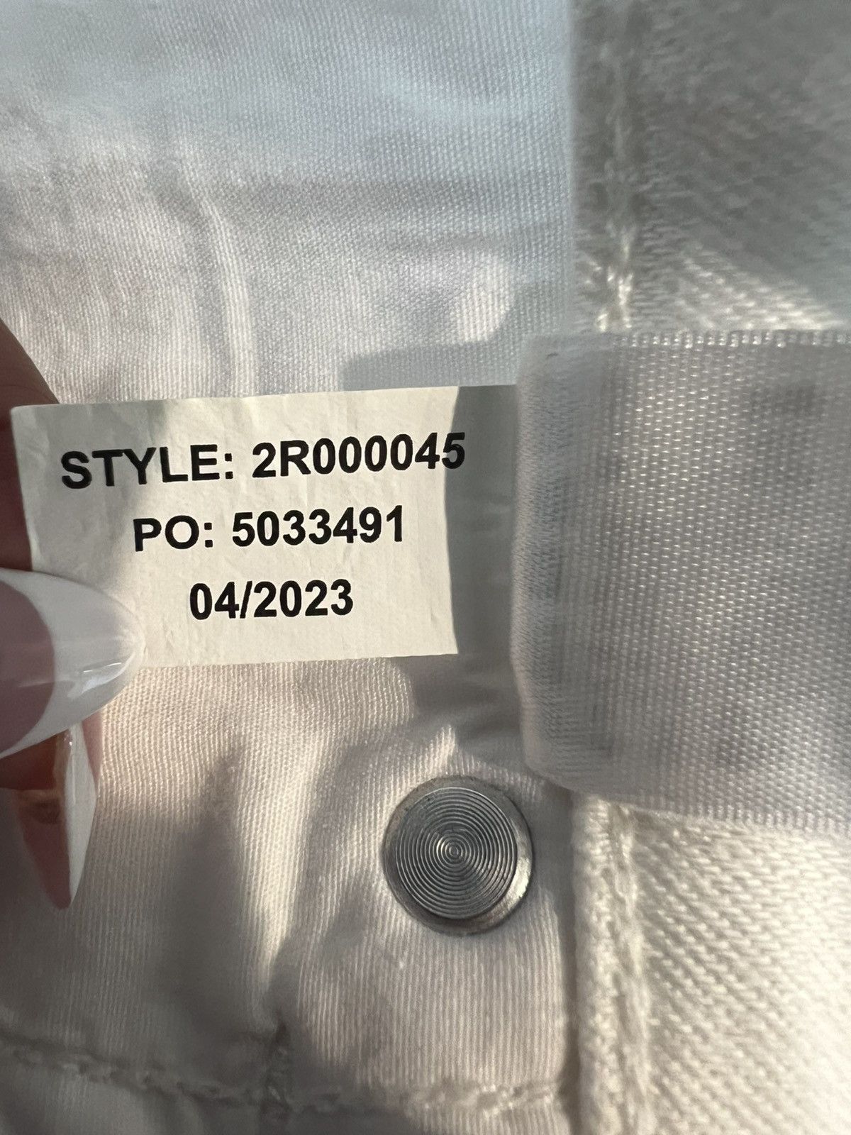 Vineyard Vines Vineyard Vines White Denim Raw Hem Mini Skirt - Size 8 Size 30" / US 8 / IT 44 - 6 Thumbnail