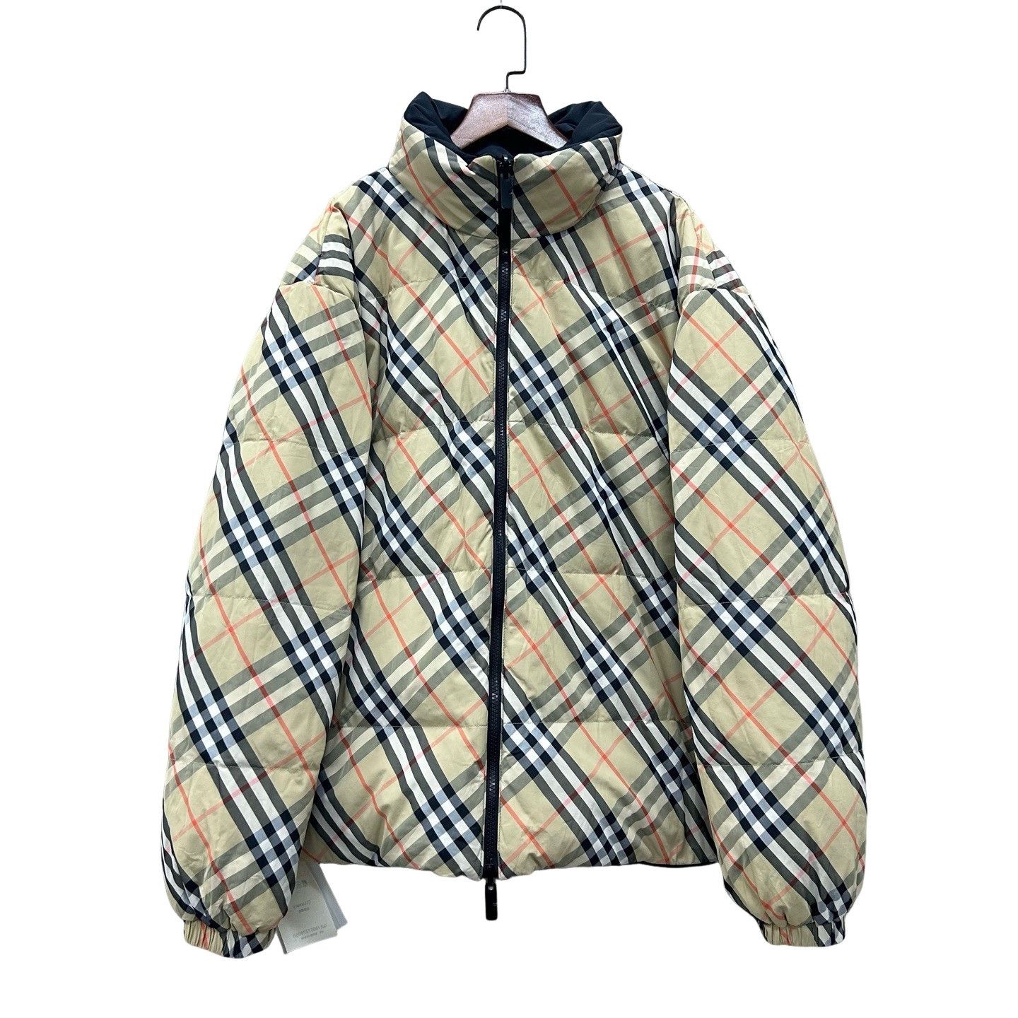 Burberry Burberry Reversible Plaid Down Jacket Size L Size US L / EU 52-54 / 3 - 1 Thumbnail