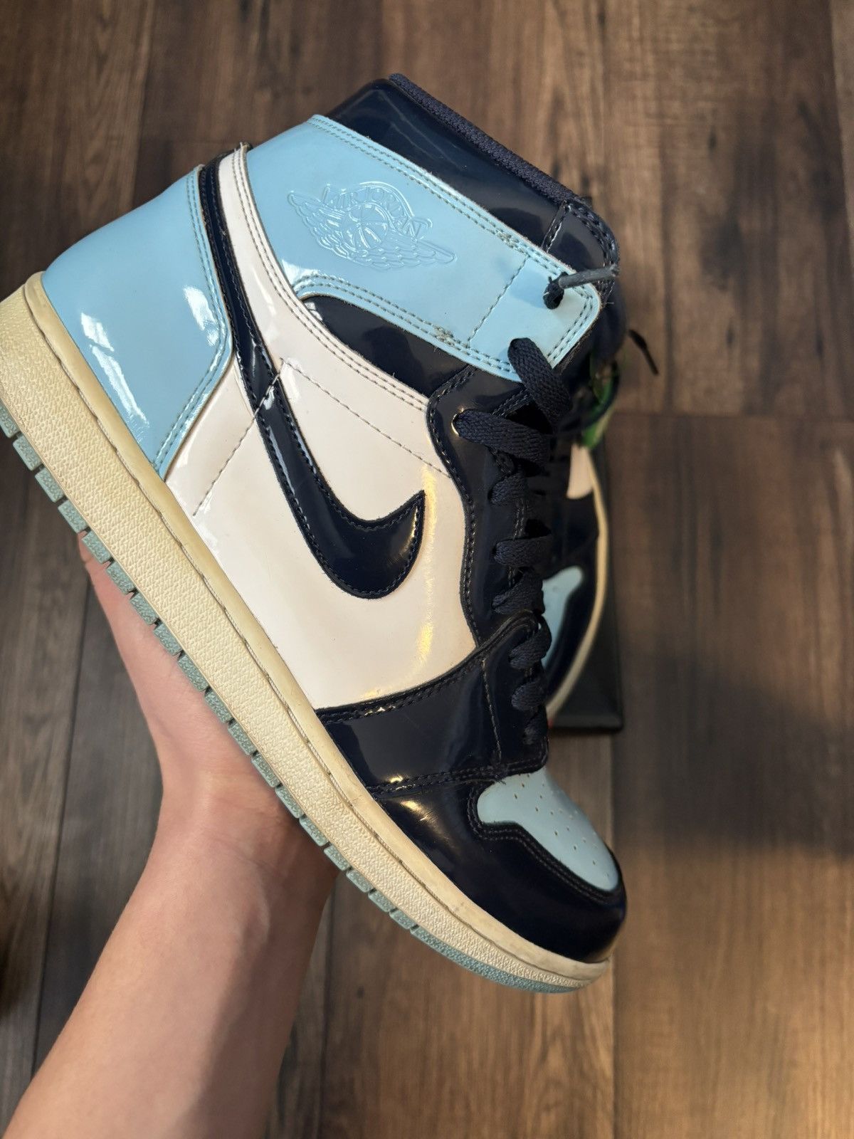 Nike Size 10 - Jordan 1 UNC Patent Size US 10 / EU 43 - 2 Thumbnail