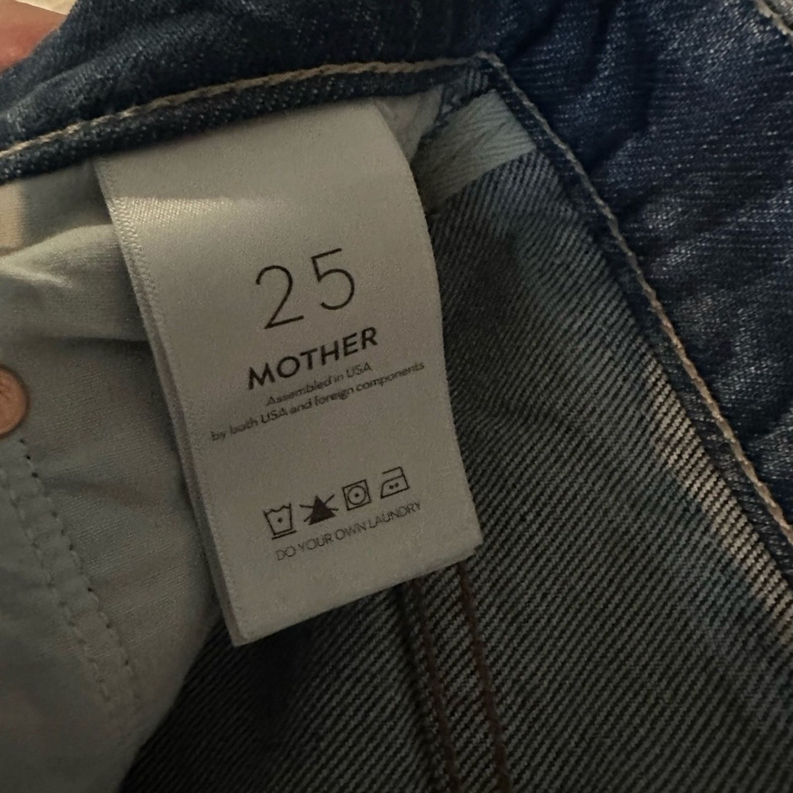 MOTHER NEW MOTHER SUPERIOR The Tune Up Hover Cuff Jean - 25 - $258 Size 25" / US 0 / IT 36 - 11 Thumbnail