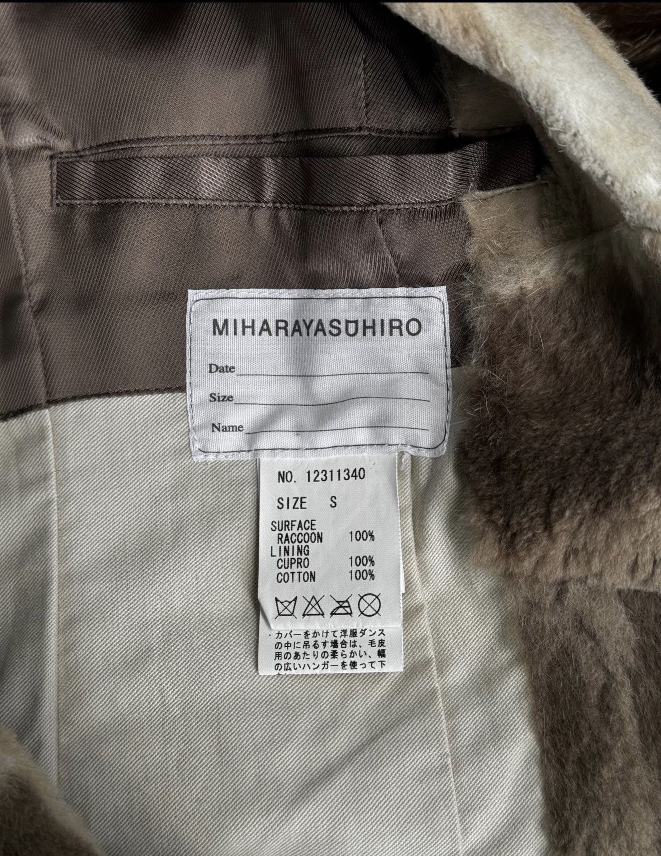 Maison MIHARA YASUHIRO Masion Yasuhiro AW02 Racoon Fur Coat Size US S / EU 44-46 / 1 - 8 Thumbnail