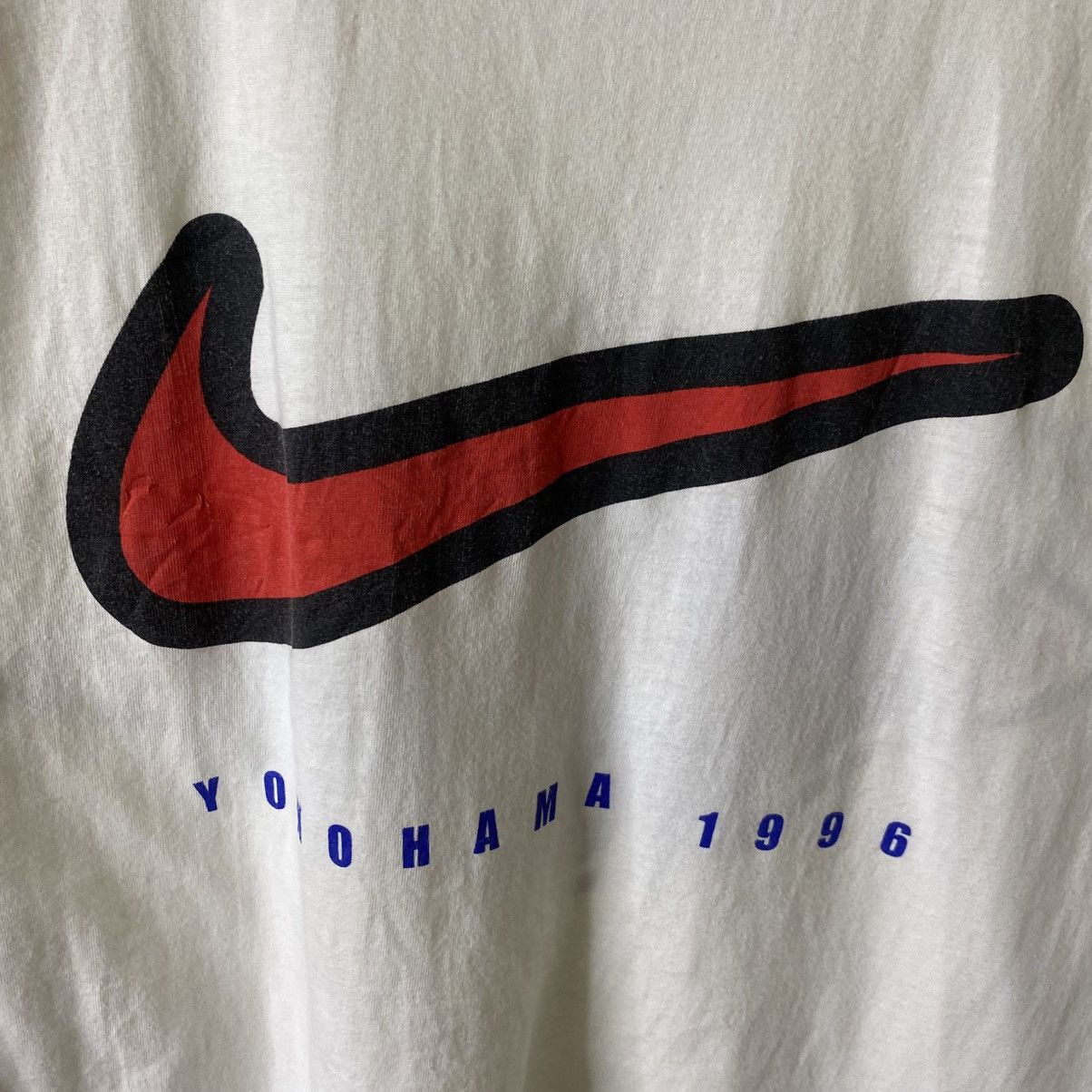 Nike Vintage 1996 Nike Hoop Heroes Big Swoosh T Shirt Size US L / EU 52-54 / 3 - 7 Thumbnail