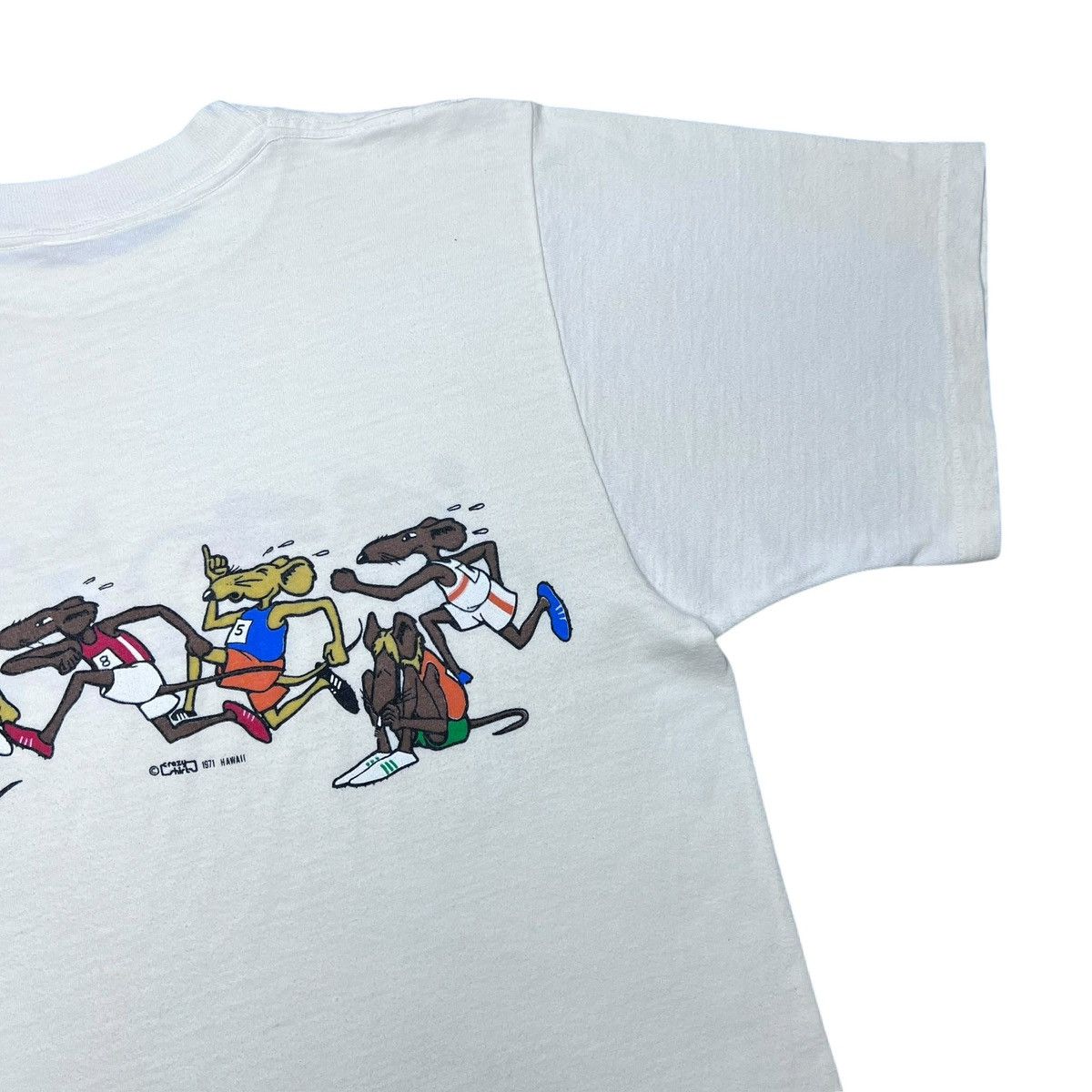 Other Vtg 1971 Rat Race Smoking Weed Crazy Shirts Hawaii T-Shirt Size US L / EU 52-54 / 3 - 13 Thumbnail