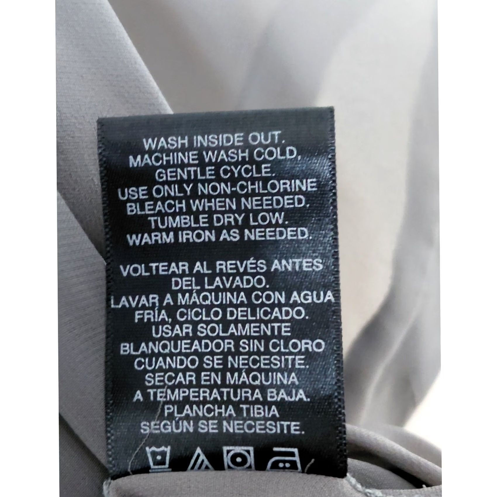 Norma Kamali normakamali Norma Kamali Ruffle Front Blouse Grey Solid Woven 3/4 Sleeve Size L Size L / US 10 / IT 46 - 4 Thumbnail