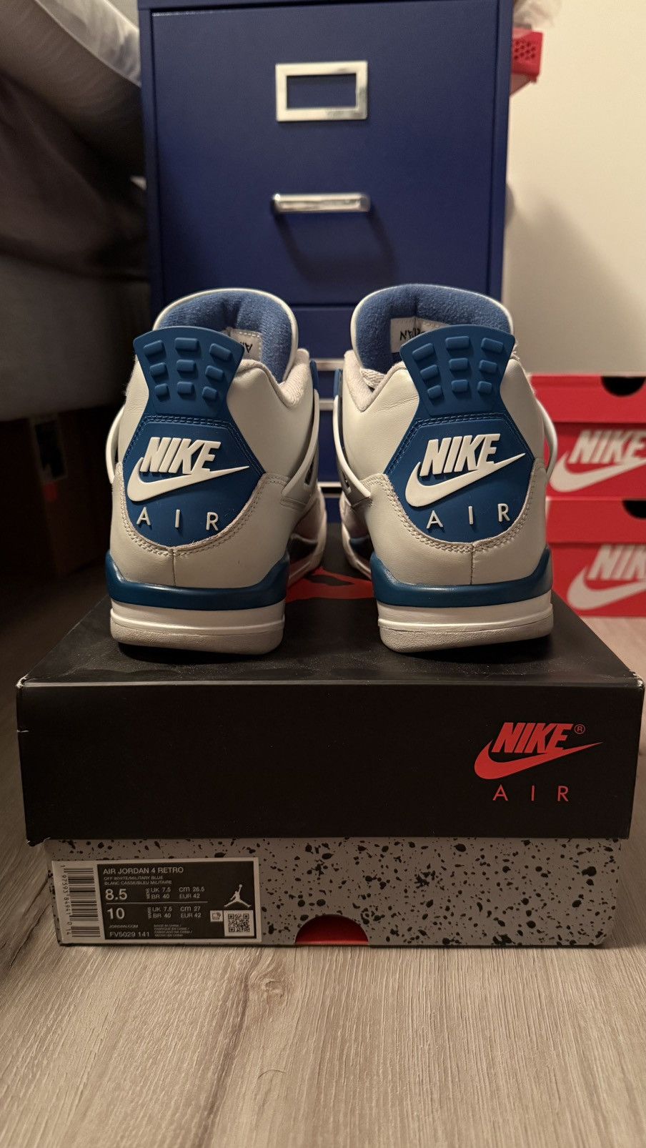 Jordan Brand NIKE AIR JORDAN 4 MILITARY BLUE (2024) Size US 8.5 / EU 41-42 - 4 Thumbnail