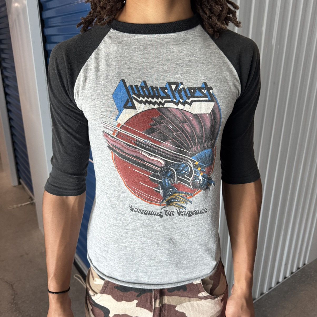 Vintage Vintage 80s Judas Priest Baseball Tee Size US M / EU 48-50 / 2 - 1 Thumbnail
