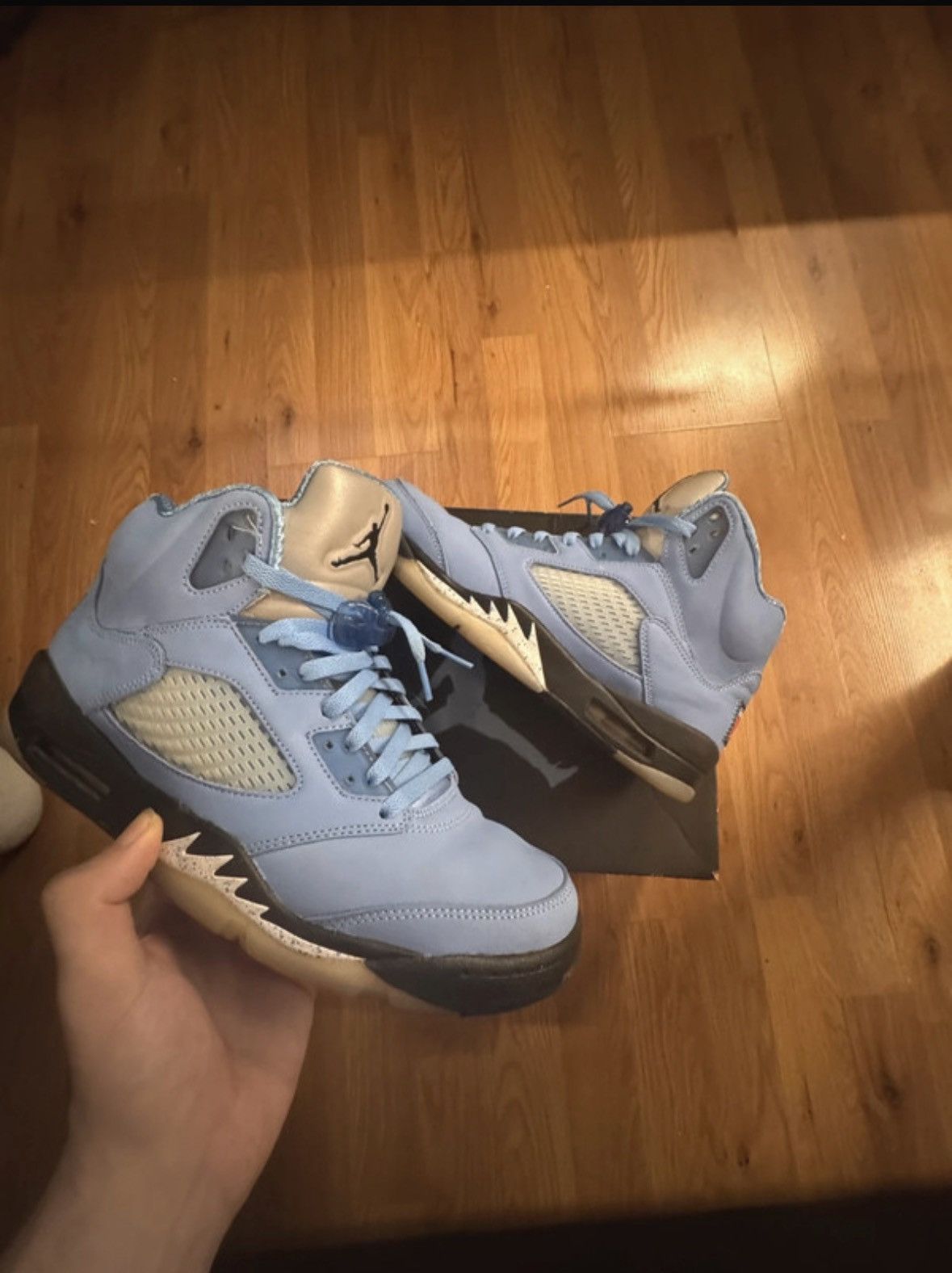 Jordan 5 UNC Blue