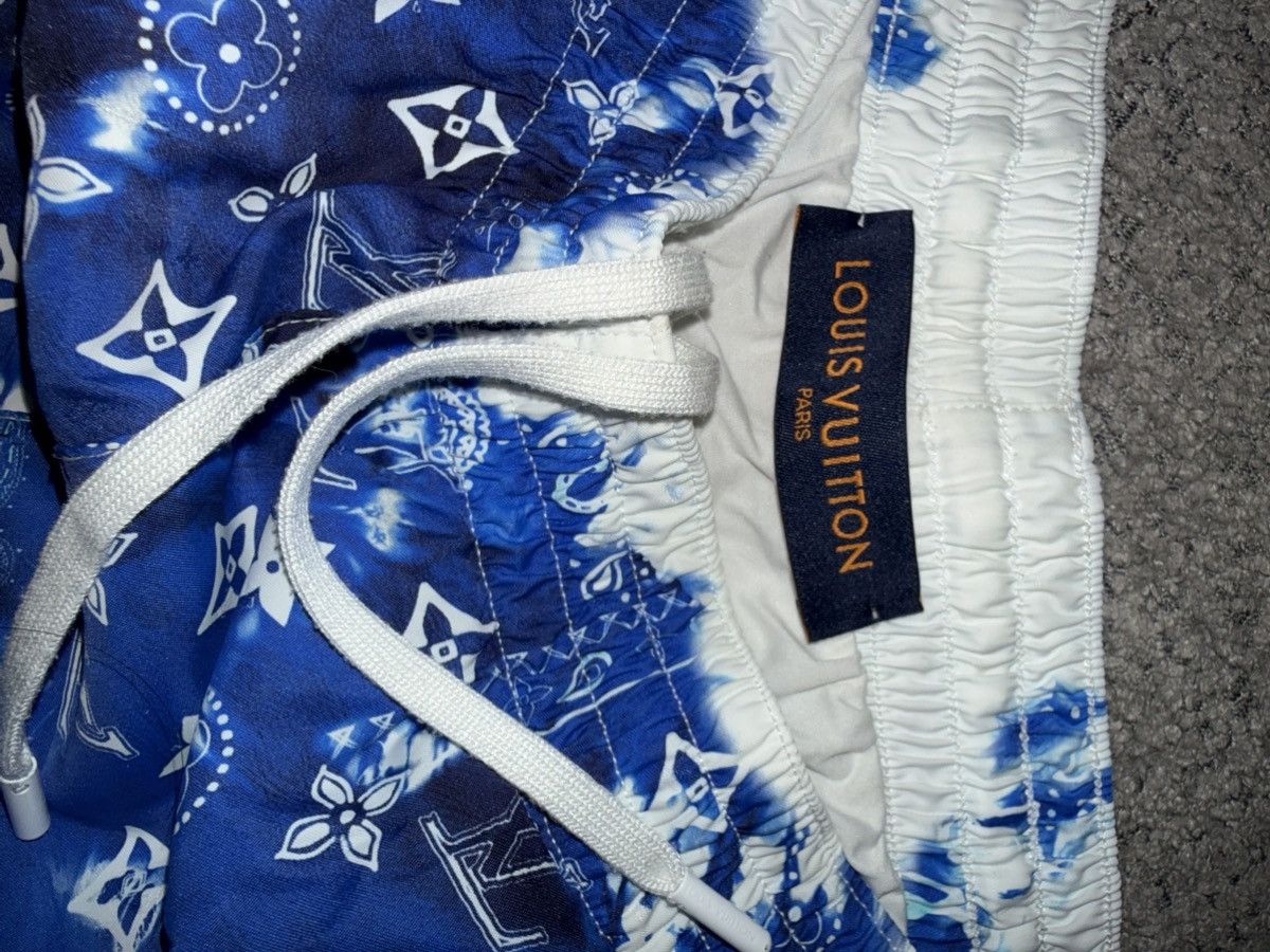 Louis Vuitton LV Blue bandana short Size US 32 / EU 48 - 4 Thumbnail