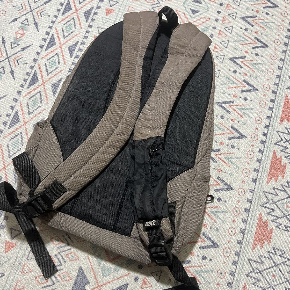 Nike Nike 20L bagpack Art Design Size ONE SIZE - 10 Thumbnail