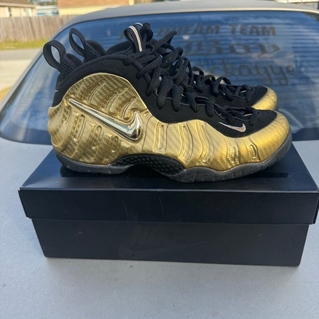 Nike Nike Air Foamposite Pro Metallic Gold Sneakers Size 9.5 Size US 9.5 / EU 42-43 - 3 Thumbnail