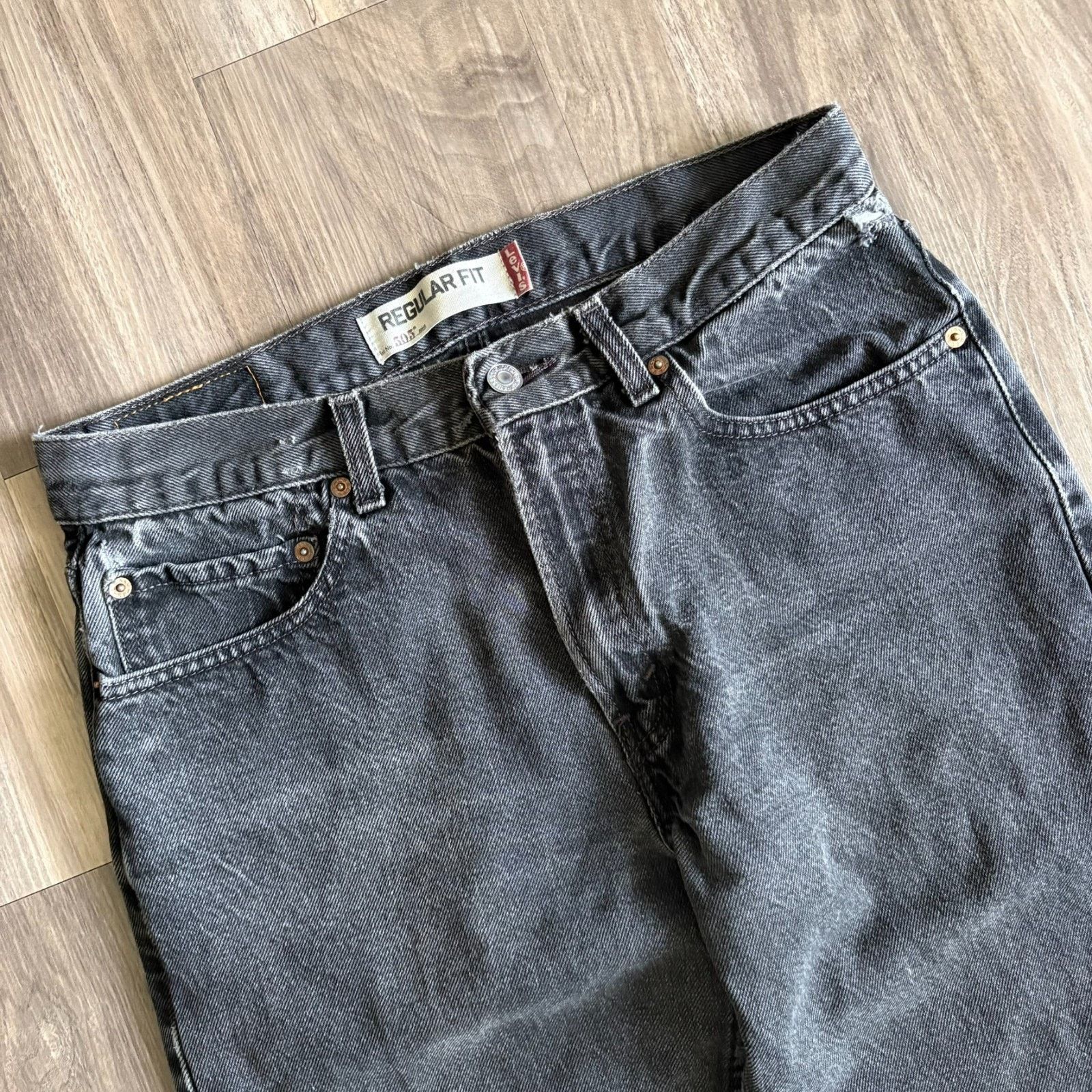 Levi's Vintage Y2K Levi’s 505 Jeans Men's Size 30x32 Straight Leg Size US 30 / EU 46 - 2 Thumbnail