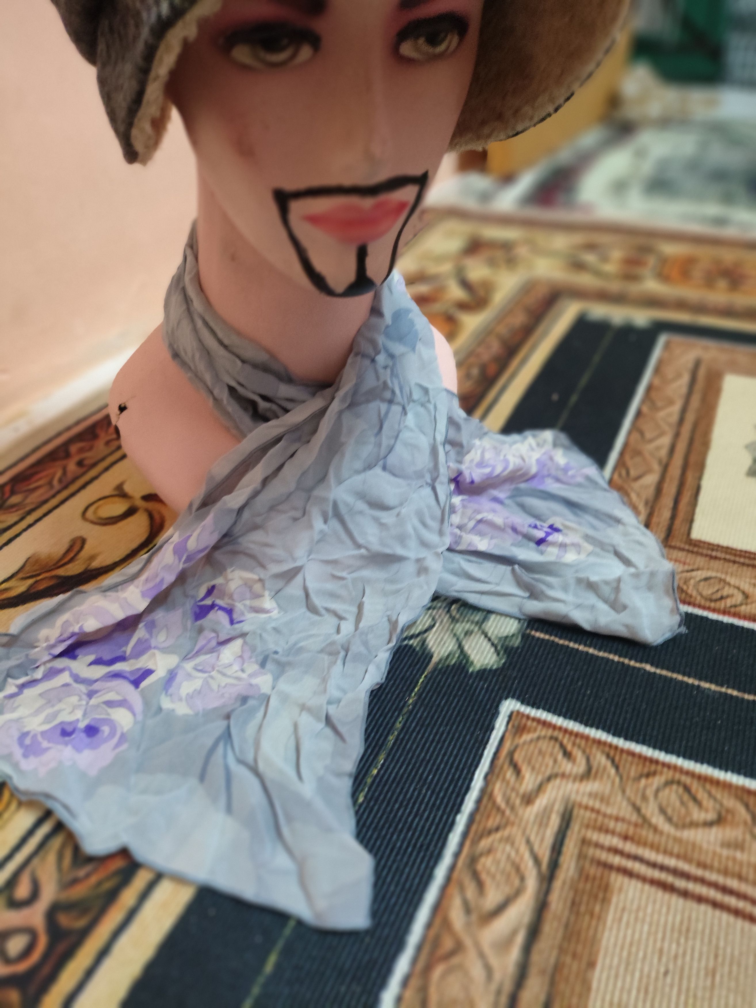 Designer Art Scarves Neckerchief Vintage design Size ONE SIZE - 3 Thumbnail