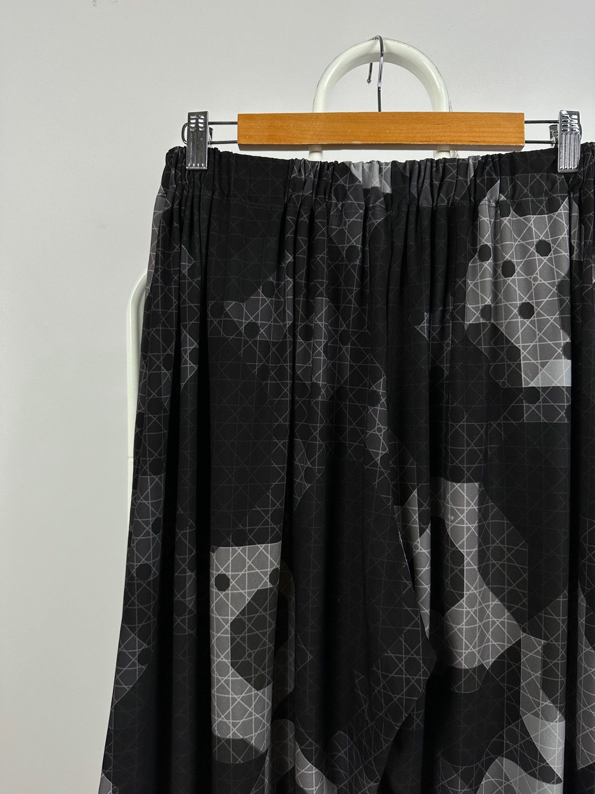 Issey Miyake Vintage Issey Miyake Geometric Pleated Pant Size US 32 / EU 48 - 12 Thumbnail
