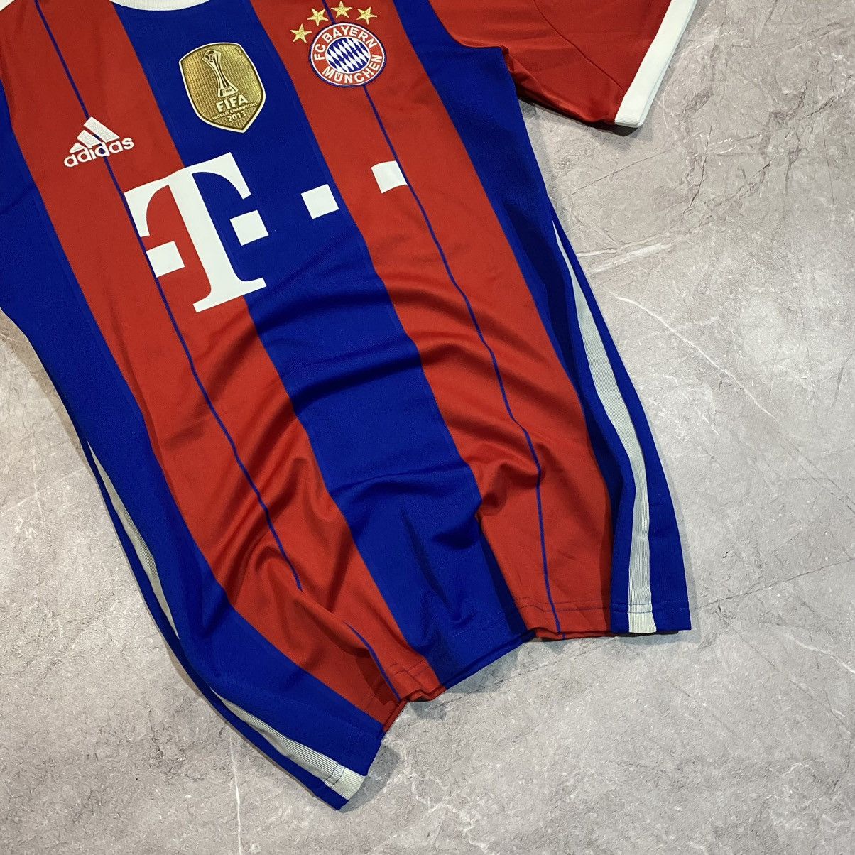 Adidas VINTAGE ADIDAS BAYERN MUNICH TEE BUNDES LIGA SOCCER JERSEY Size US S / EU 44-46 / 1 - 4 Thumbnail