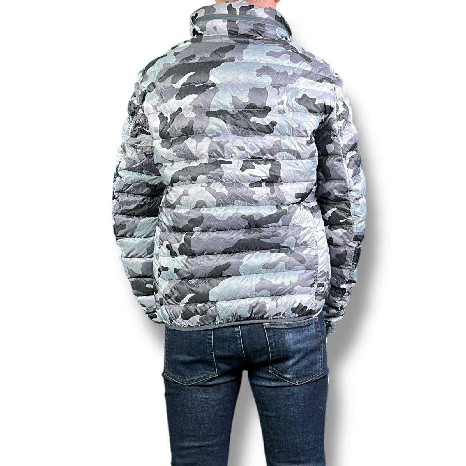 Tumi Tumi Tumipax Reversible Down Jacket Gray / Camo -$295 Retail Size US S / EU 44-46 / 1 - 13 Thumbnail
