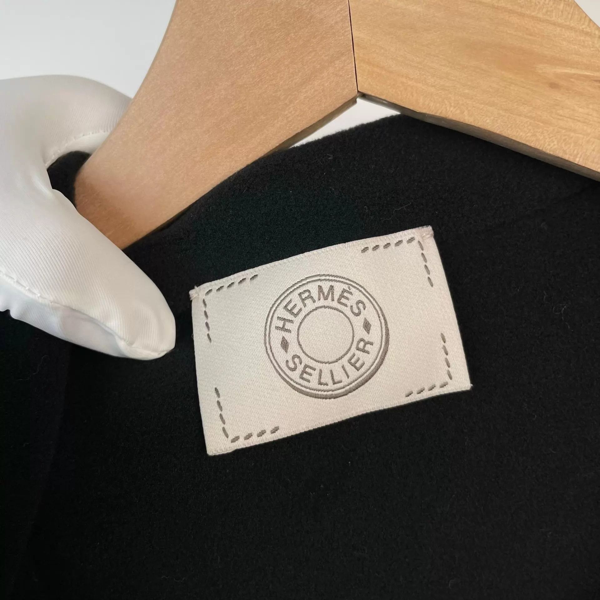 Hermes Hermes Lightweight Jacket M Size US M / EU 48-50 / 2 - 5 Thumbnail