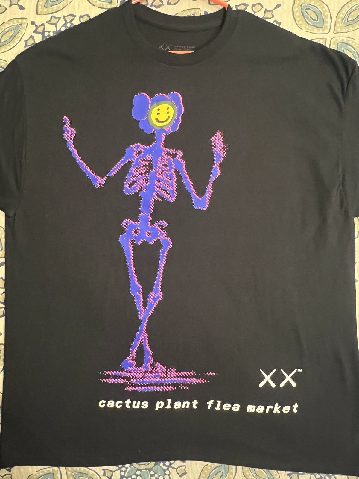 KAWS × Cactus Plant Flea Market T-shirt ○関税・送料無料○ KAWS x Cactus Plant Flea Market T-shirt White Men's - FW21 - US