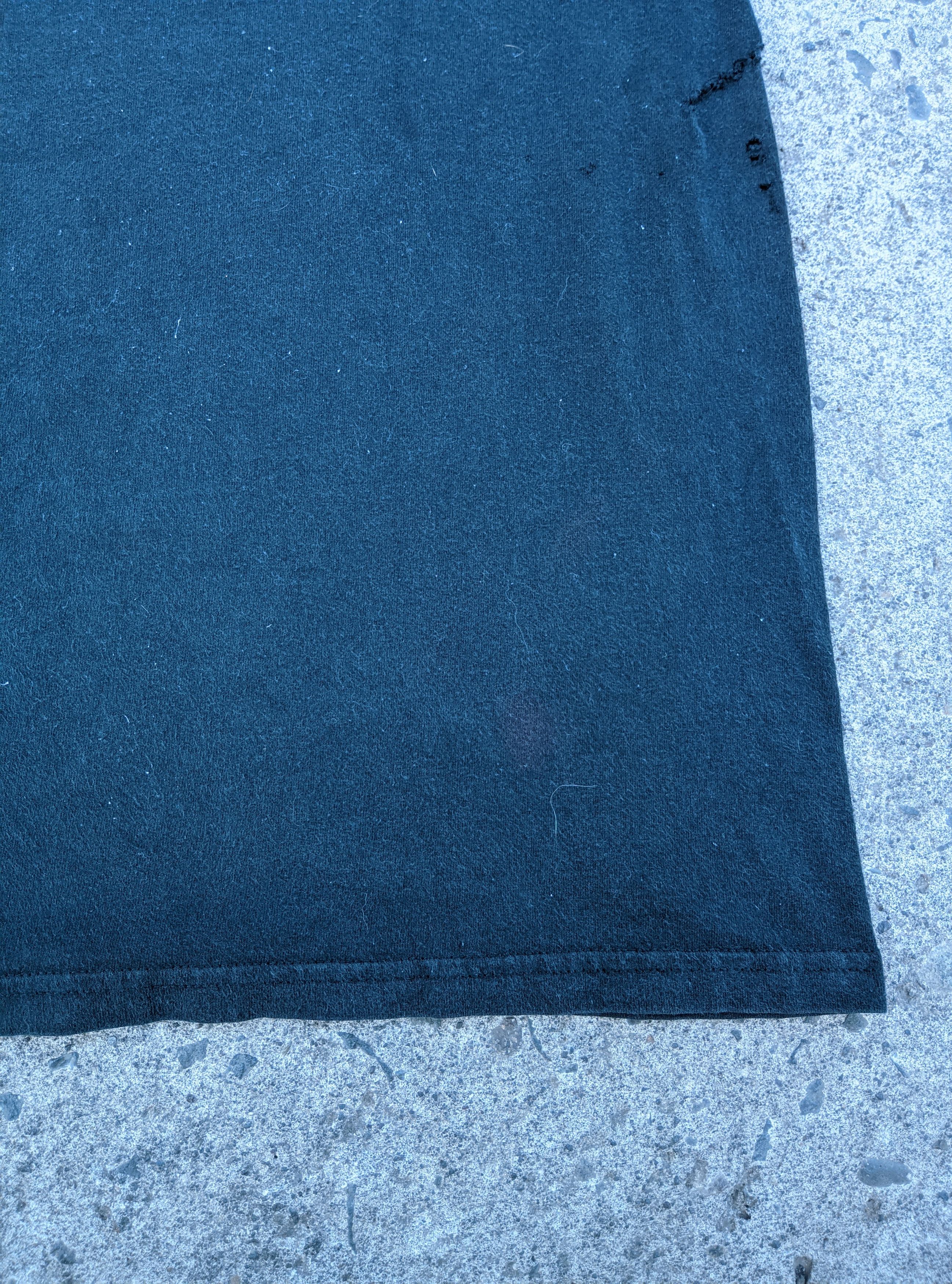 Vintage Vtg 1998 thrashed undertaker wwf wwe erd distressed Size US L / EU 52-54 / 3 - 13 Thumbnail