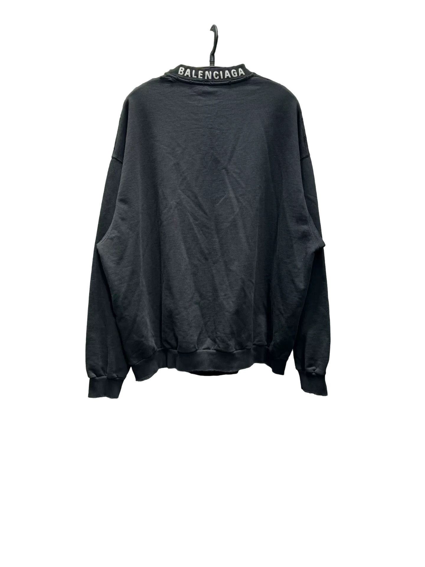 Balenciaga Balenciaga Embroidered Neck Logo Sweatshirt Size M Size US M / EU 48-50 / 2 - 1 Thumbnail